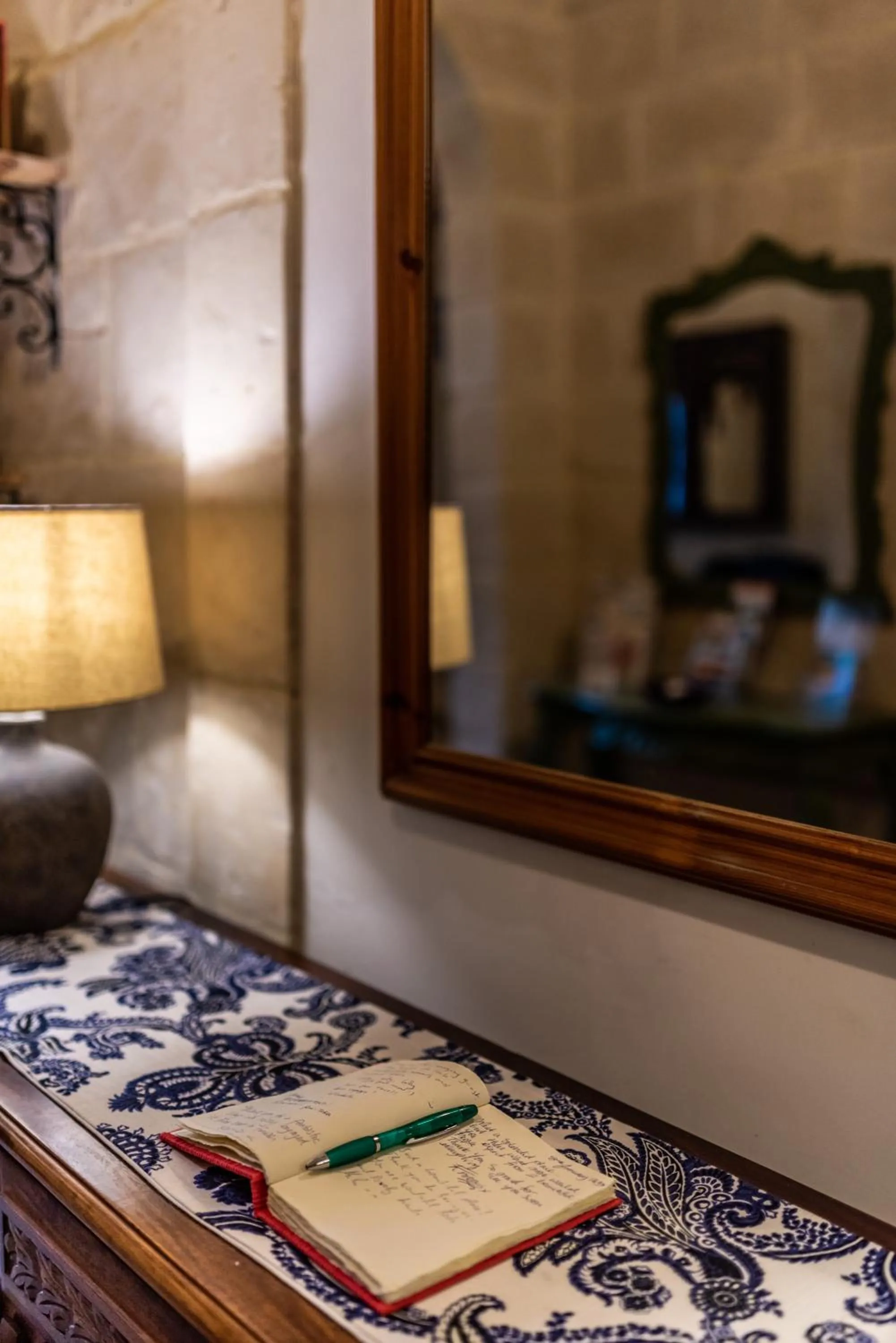 Decorative detail, Bed in The Stonehouse