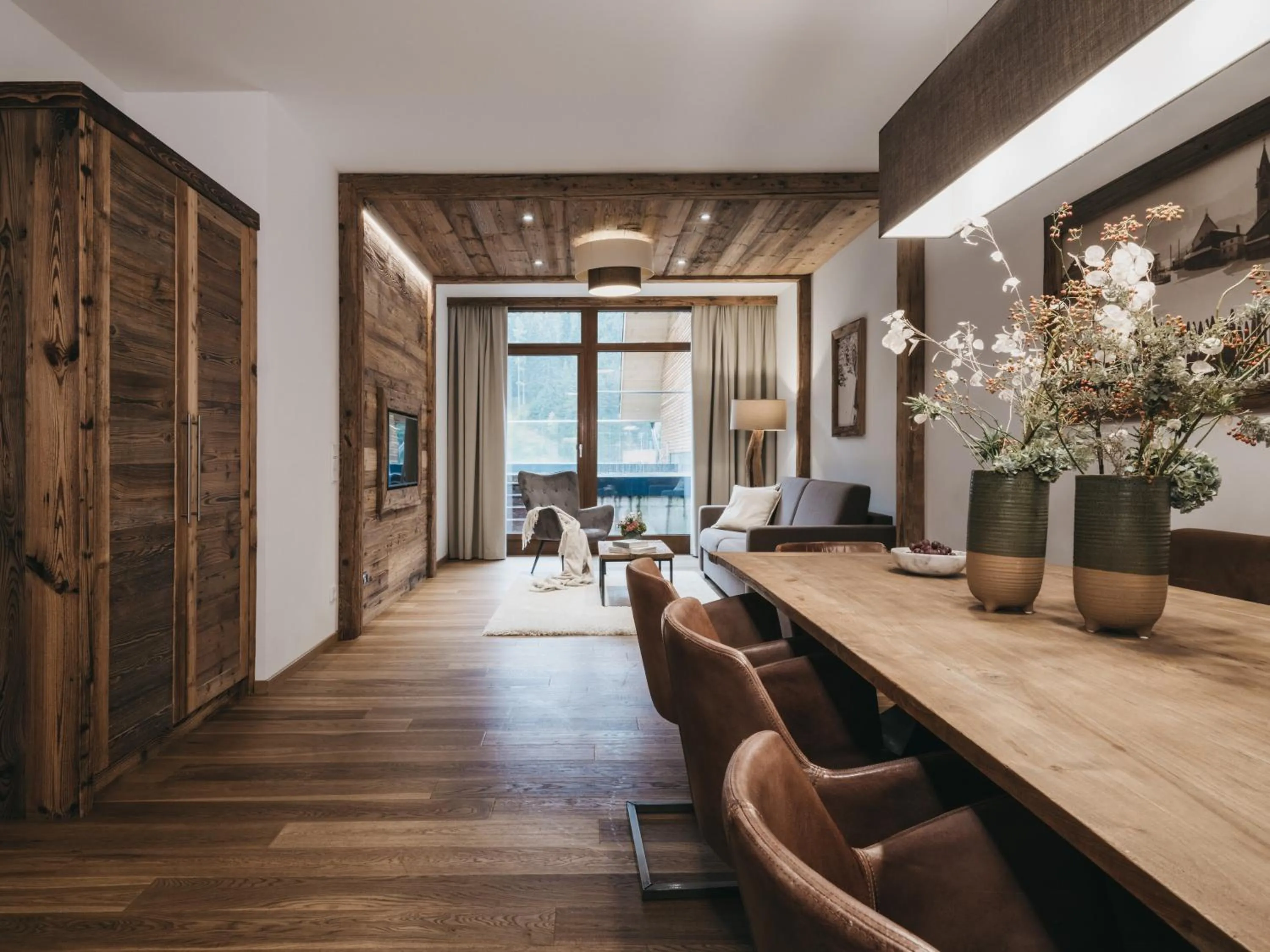 Photo of the whole room in VAYA St Anton