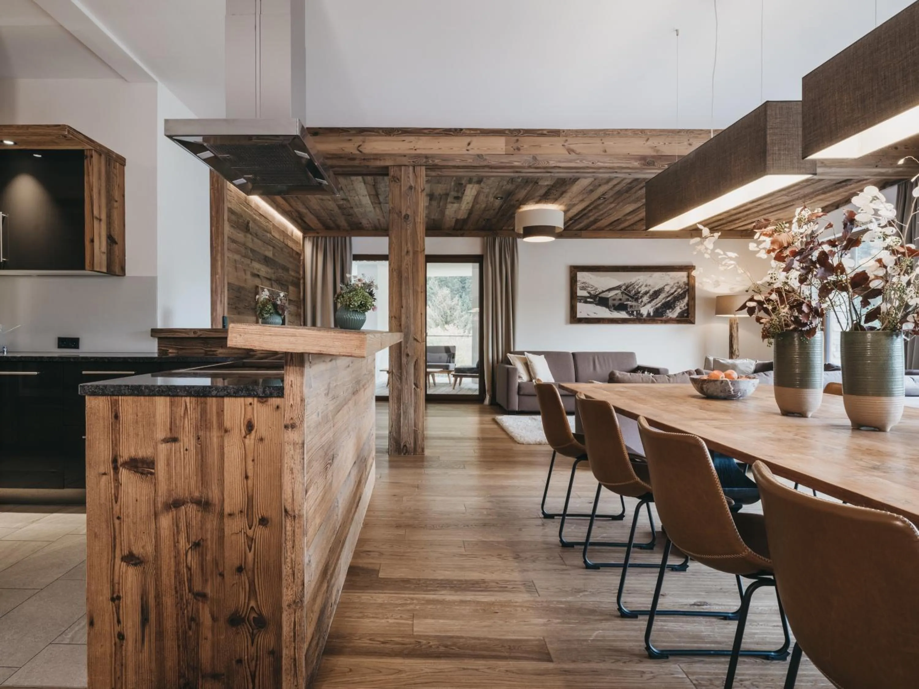 Photo of the whole room in VAYA St Anton