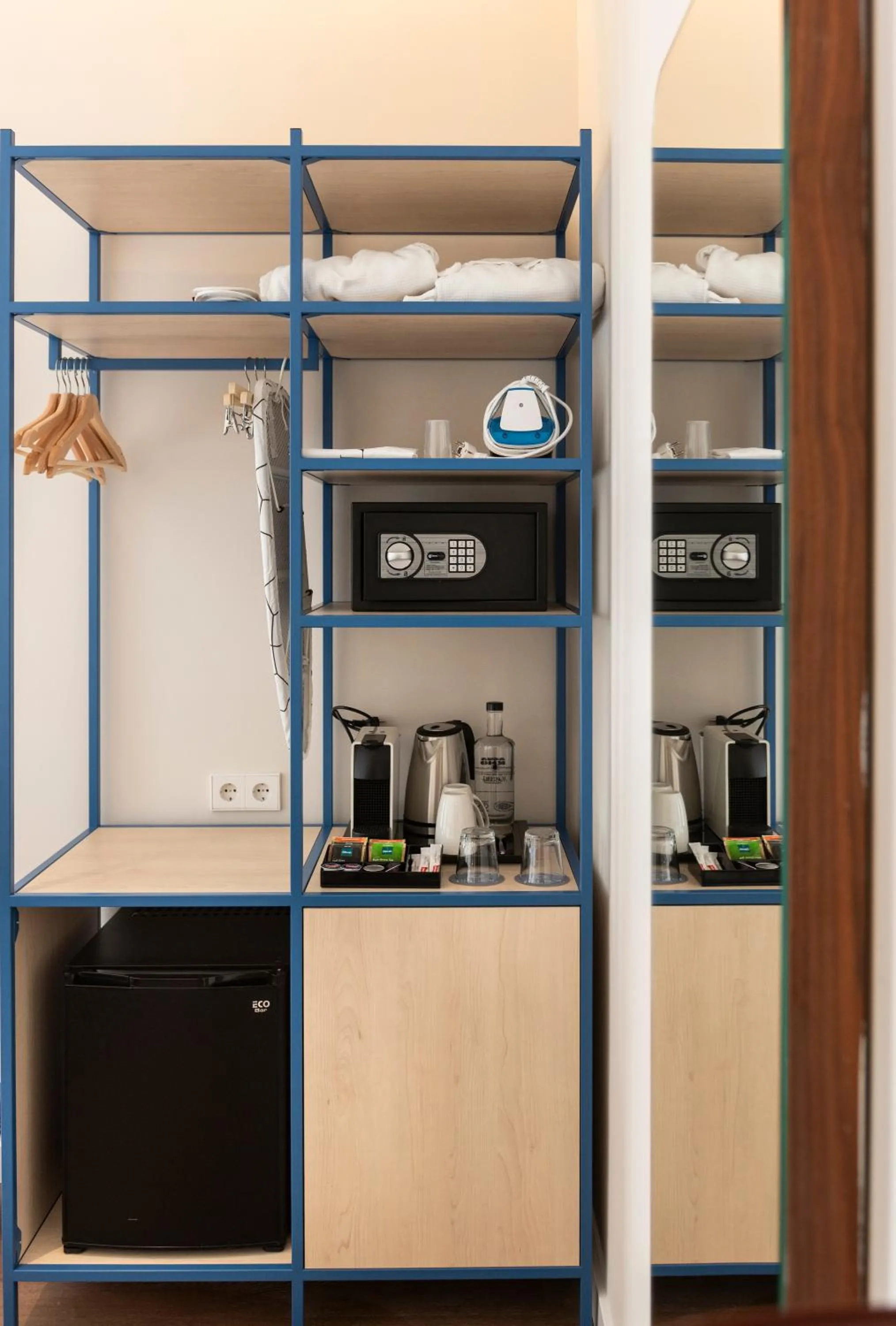 room service in Hotel La Casa Del Sol