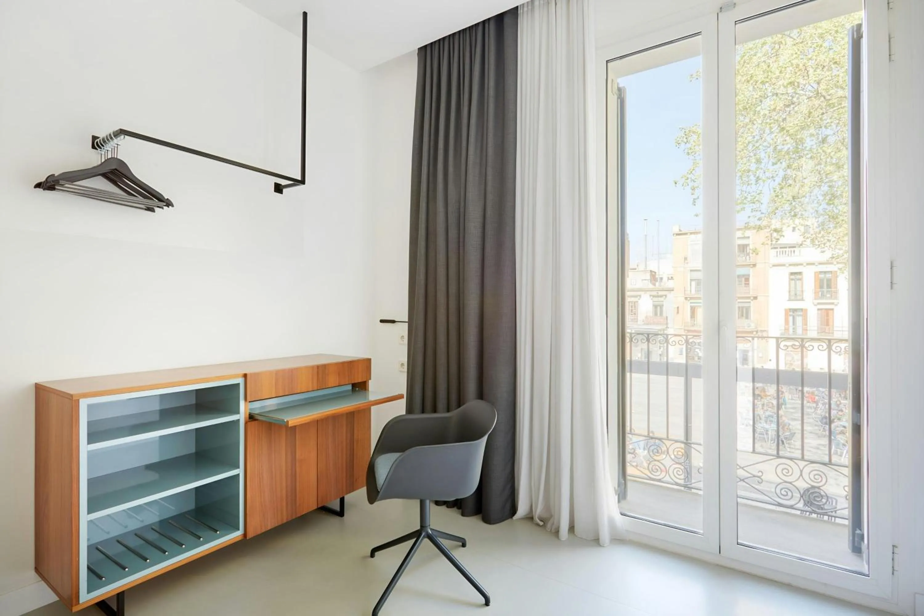 Bedroom in La Casa Del Sol Hotel Gracia District, Sonder by Marriott Bonvoy