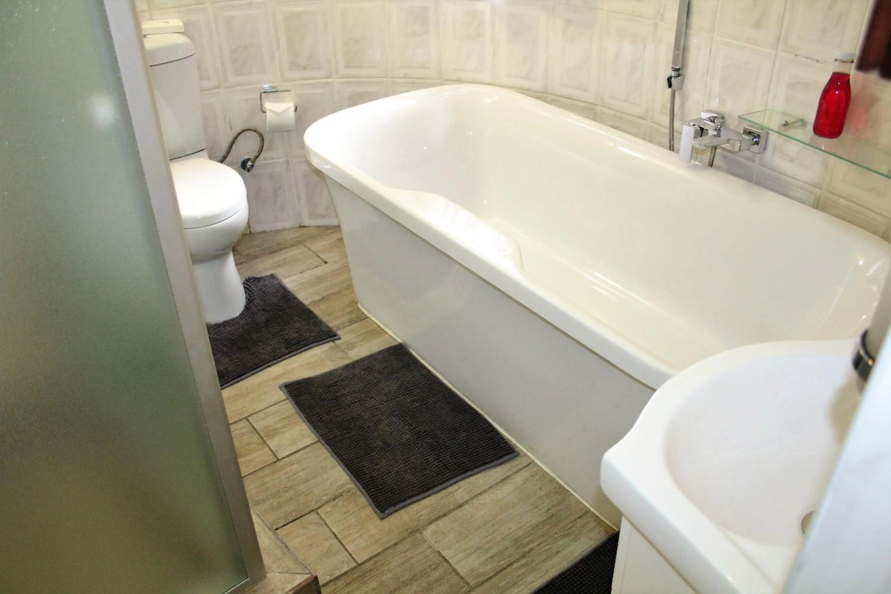 Bathroom in Belle Vue Guesthouse