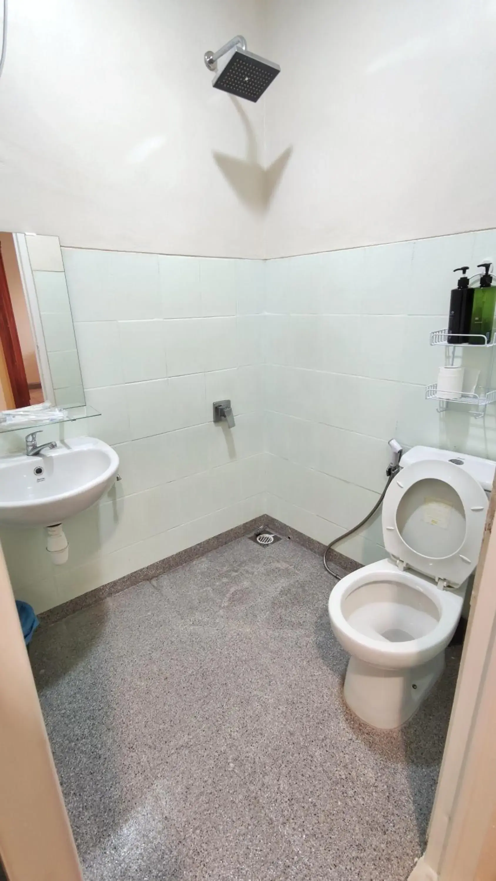 Two-Bedroom Apartment in Queen Victoria Apartment Batam Two-Bedroom Apartment in Queen Victoria Apartment Batam