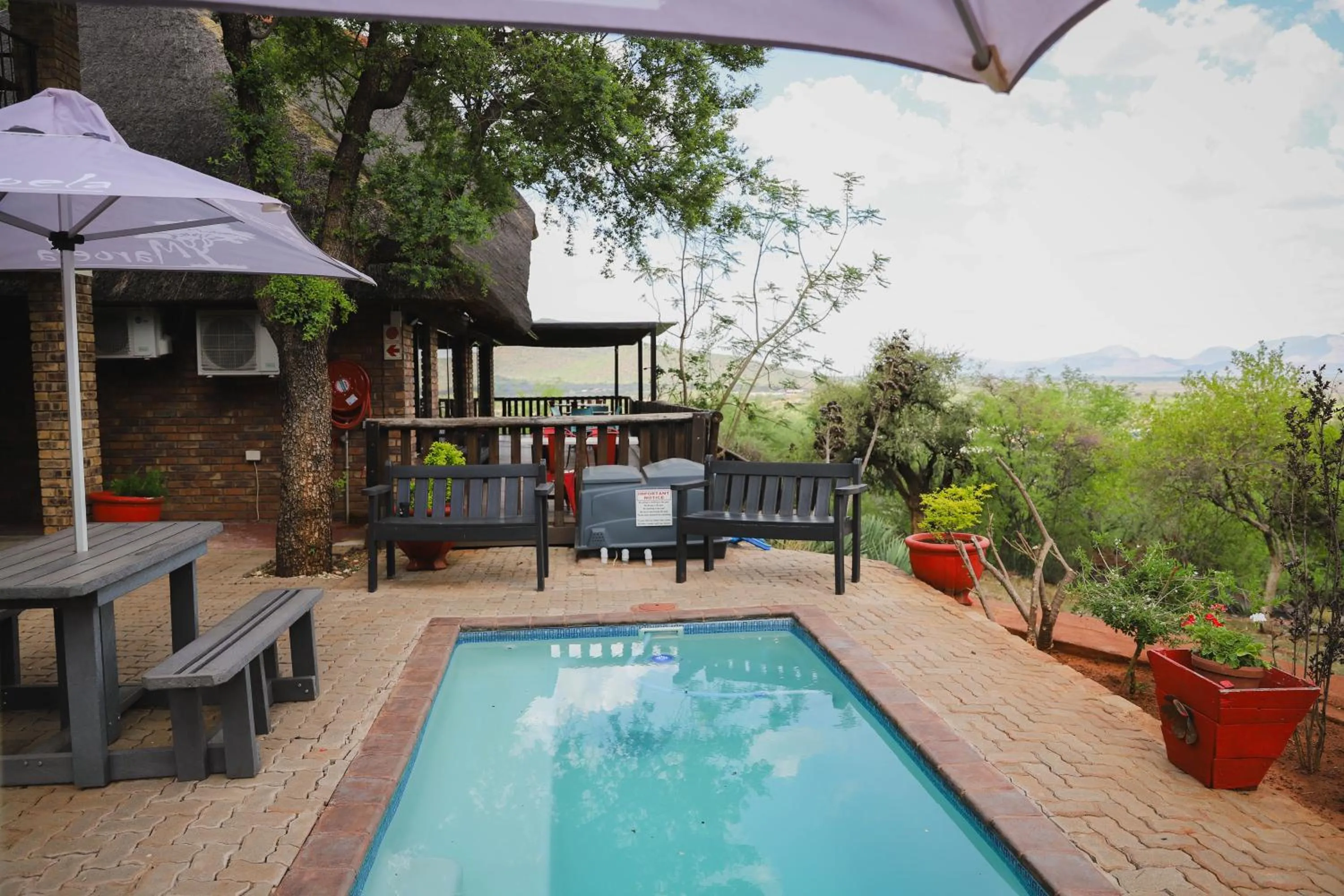 Maroela Guest Lodge