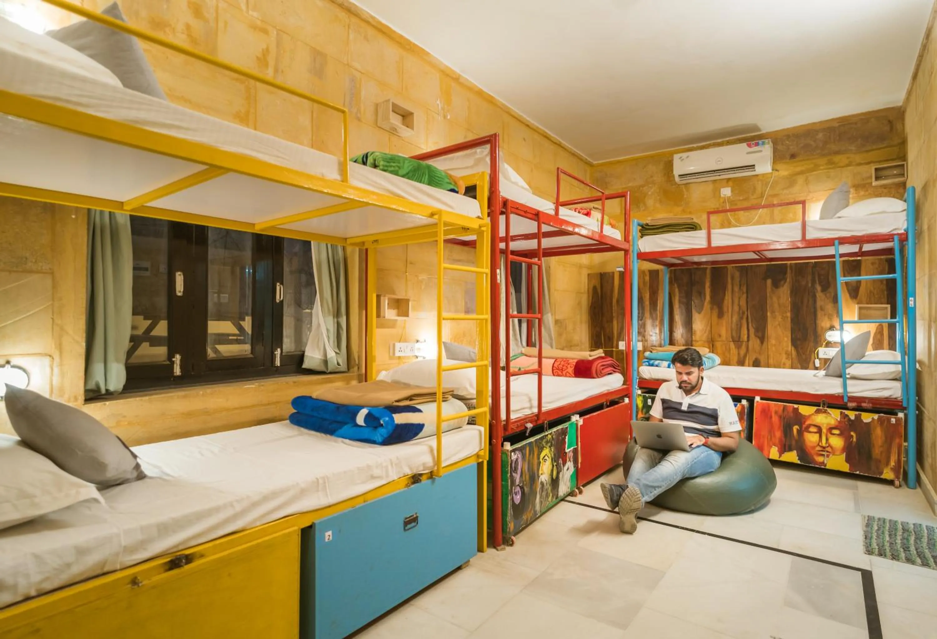 bunk bed, Bed in Moustache Jaisalmer