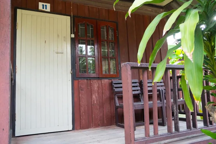 Area and facilities in Weekender Bungalow