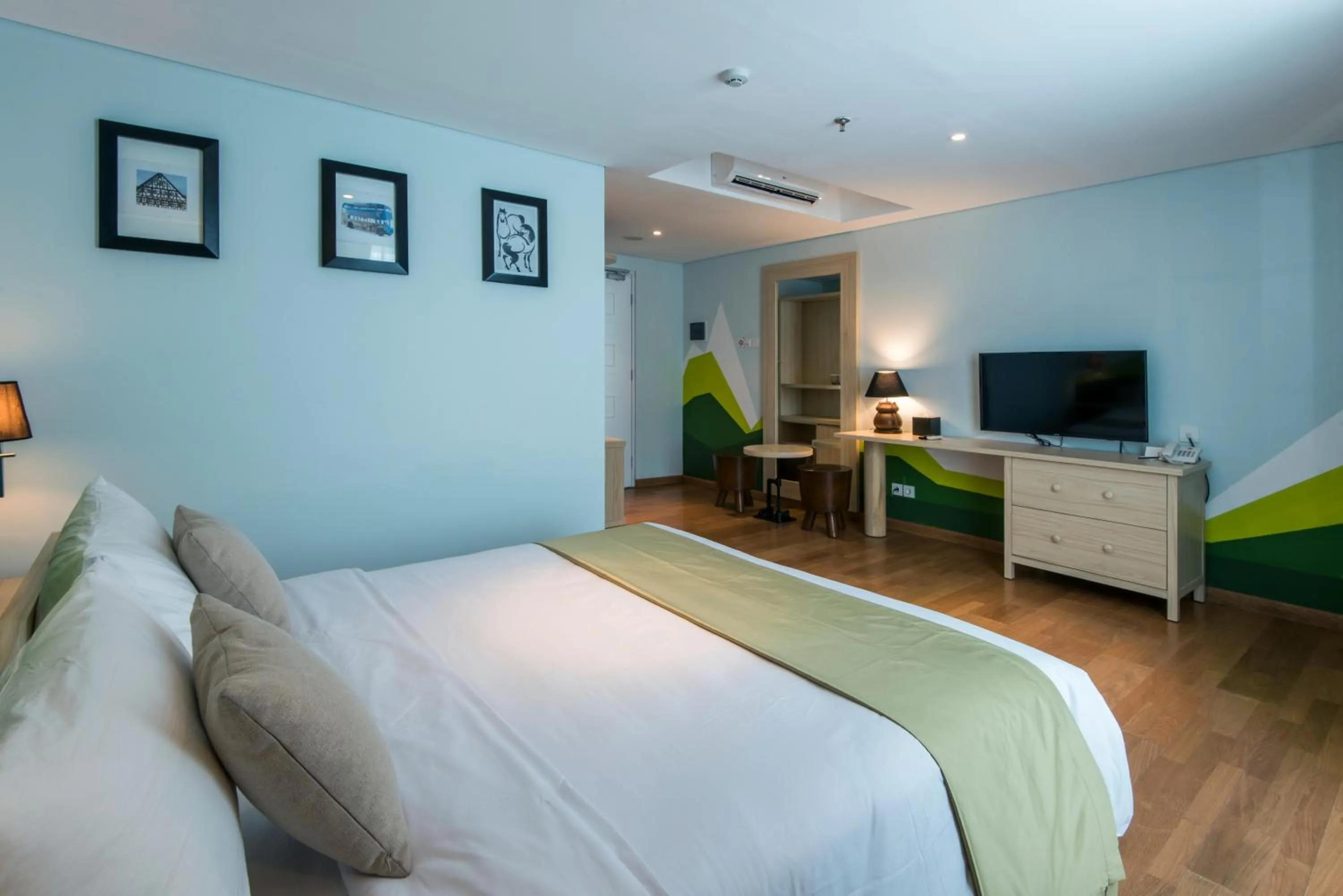 Bedroom, Bed in Yan's House Hotel