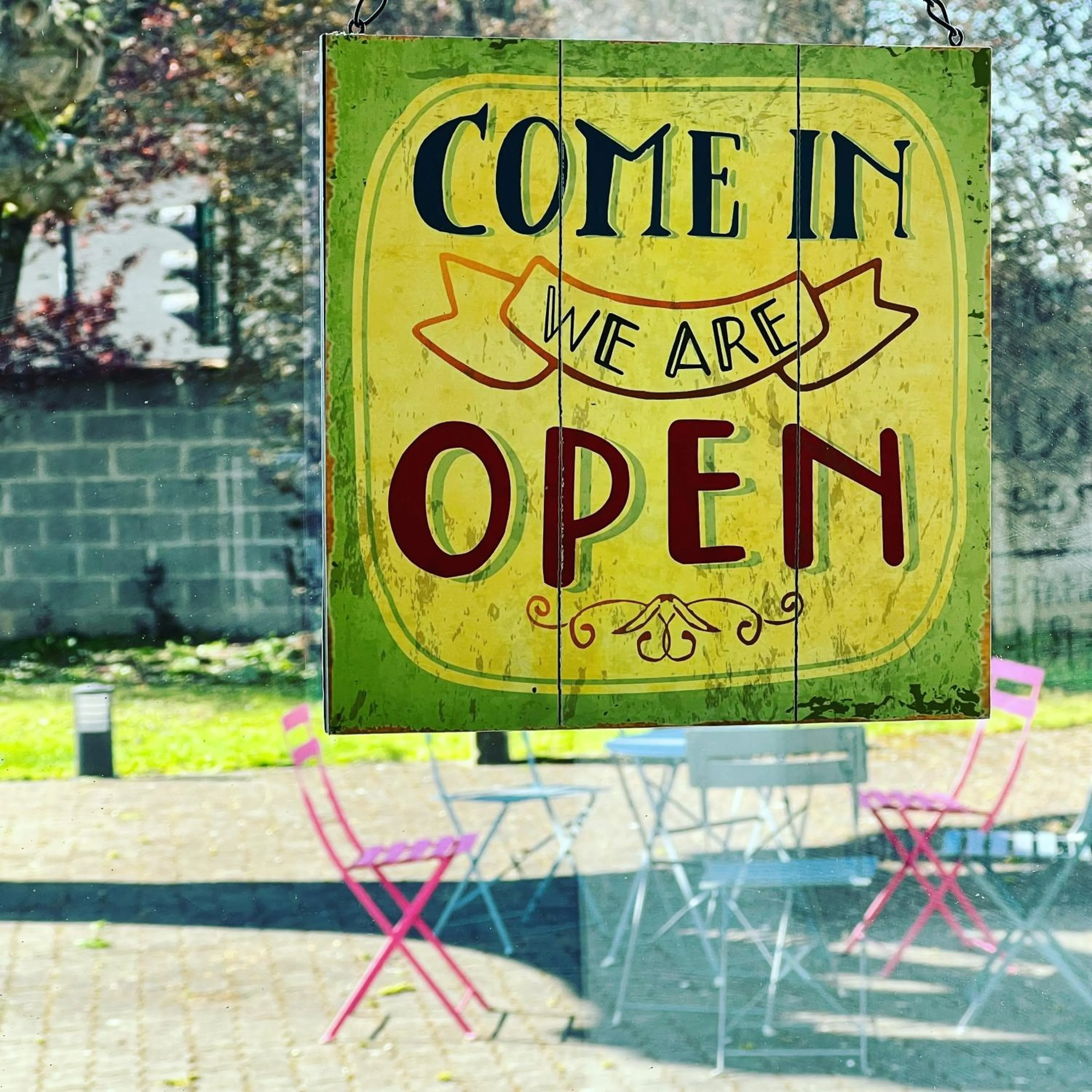 Patio in Villa Clément Appart'Hotel St Clément proche de Sens