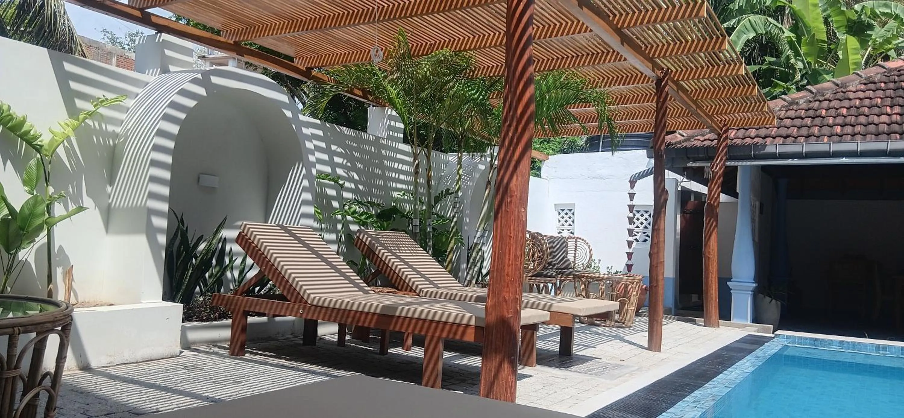 Swimming pool in SriMany