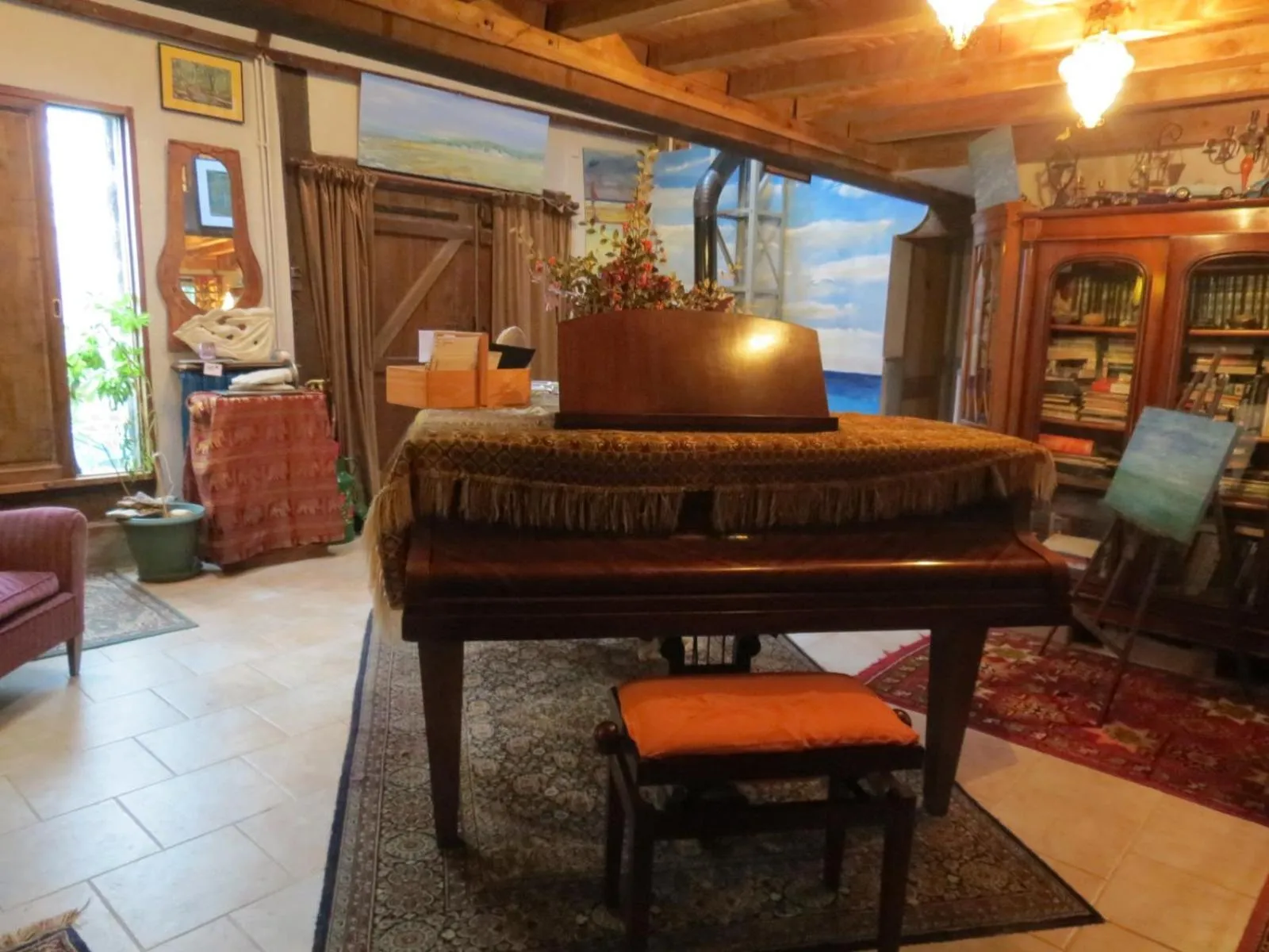 Lobby or reception in Le Chant Des Fees