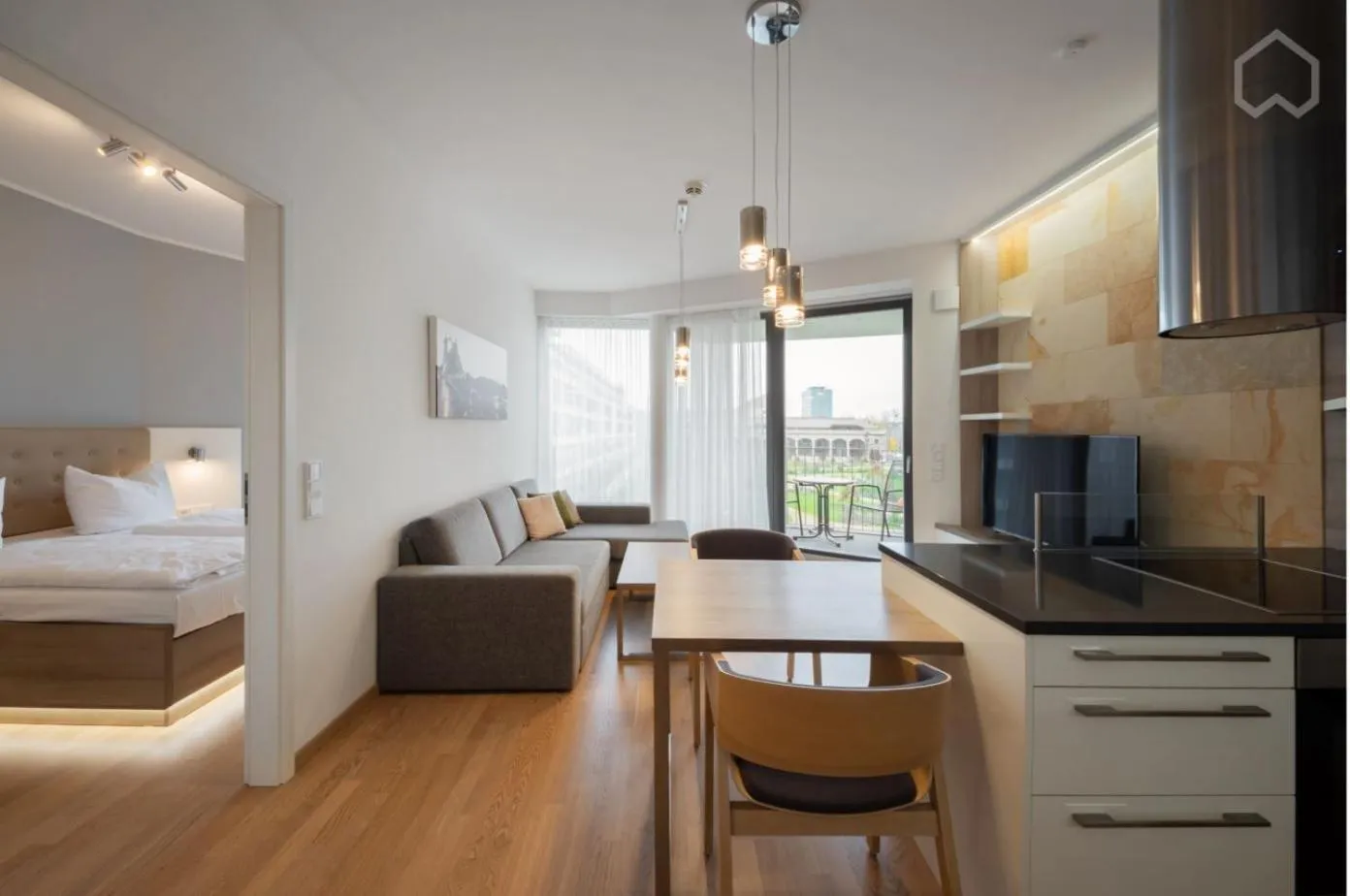 Photo of the whole room, Bed in Residenz am Zwinger