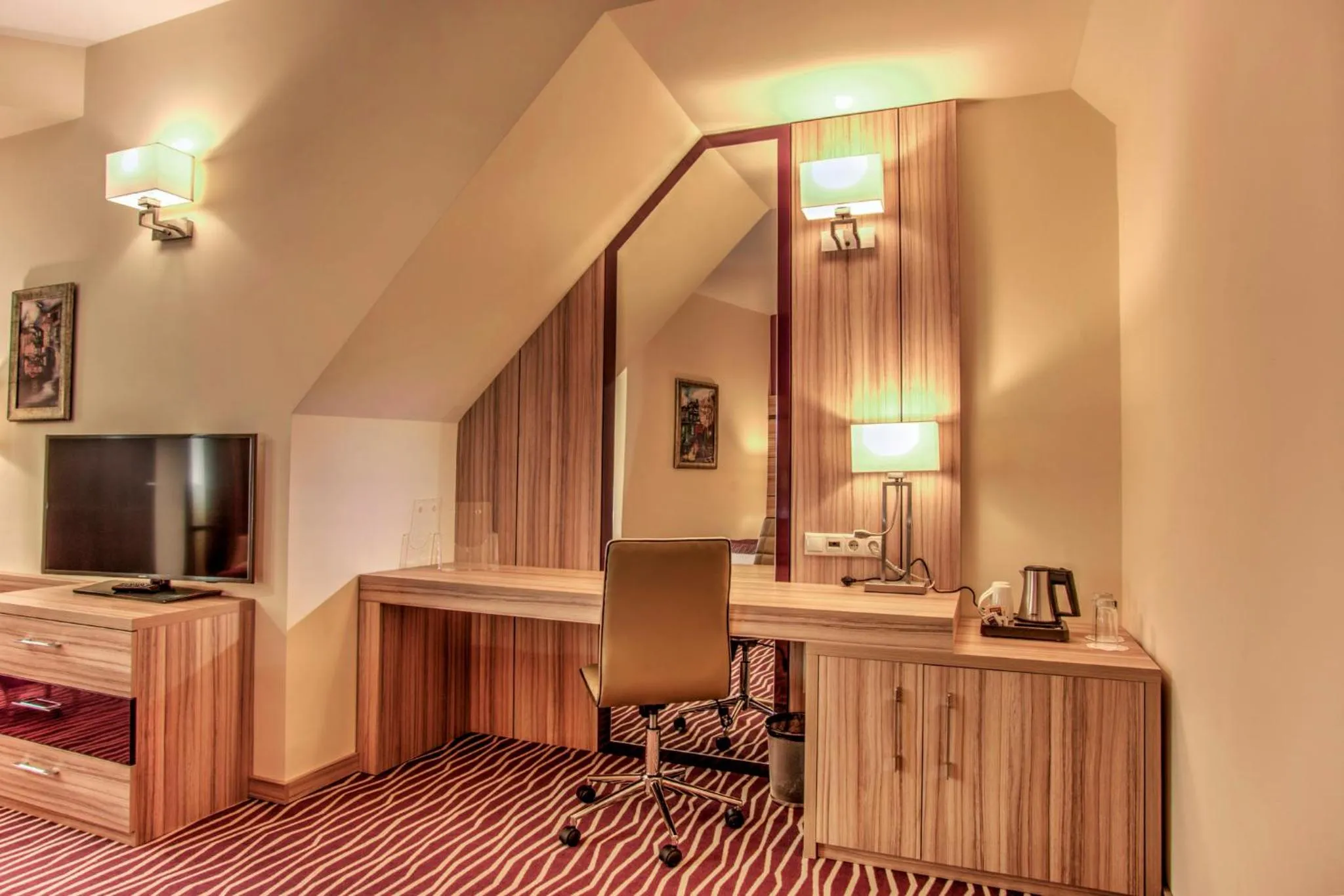 Photo of the whole room in Holiday Inn Plovdiv by IHG