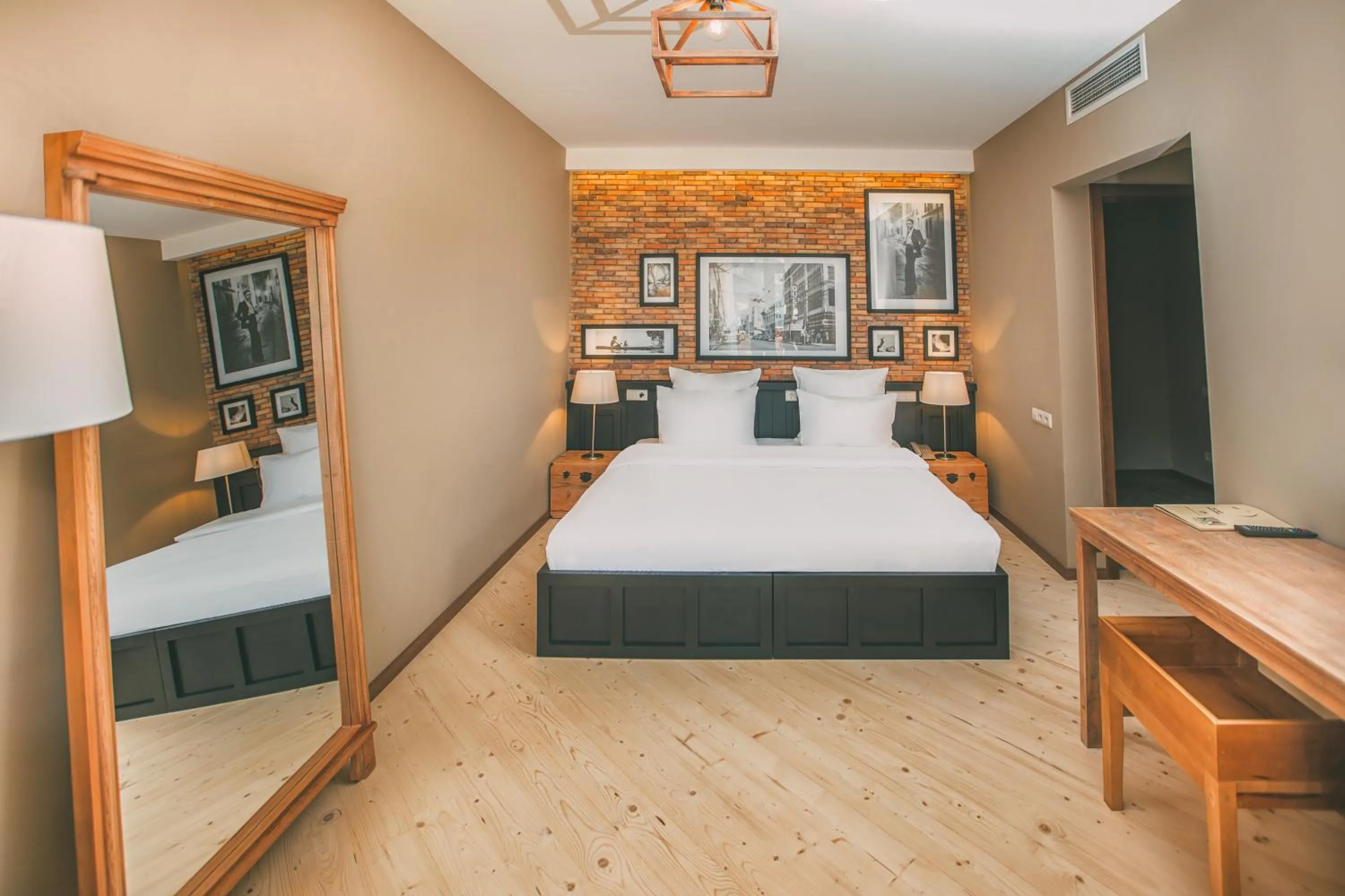 City view, Bed in Kisi Boutique Hotel