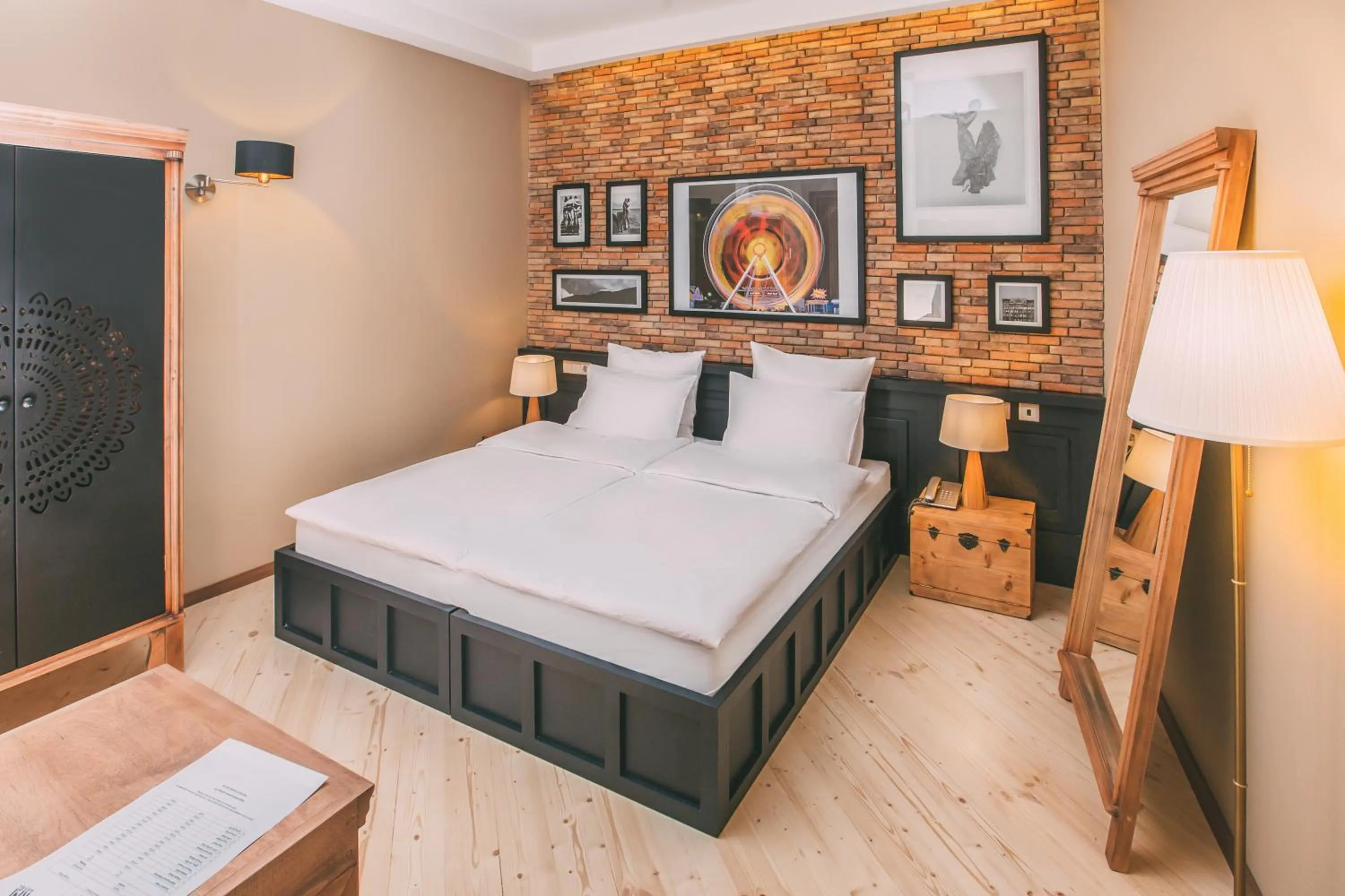 TV and multimedia, Bed in Kisi Boutique Hotel