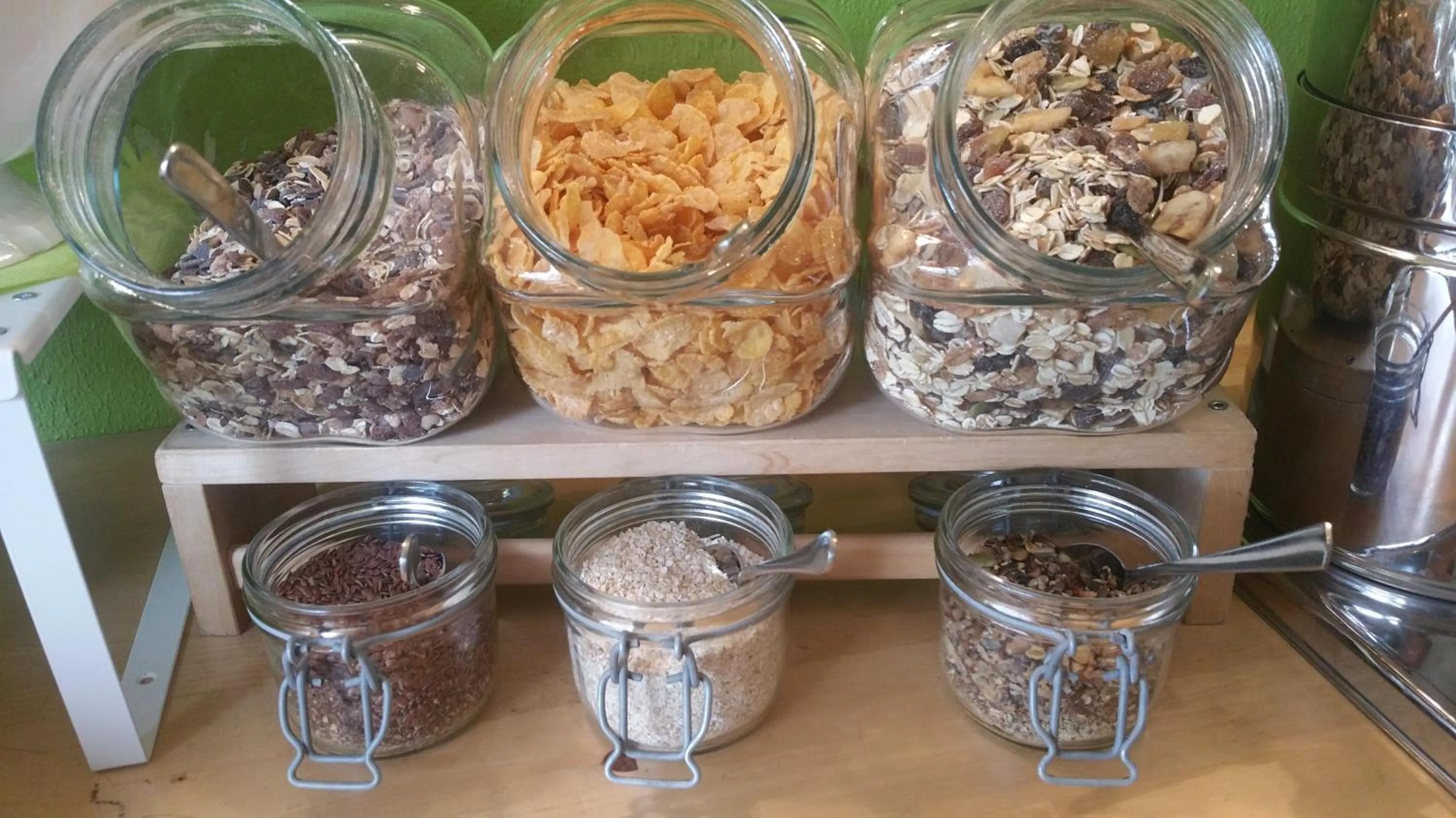 Continental breakfast in Haus Achtern Diek in erster Reihe am Meer