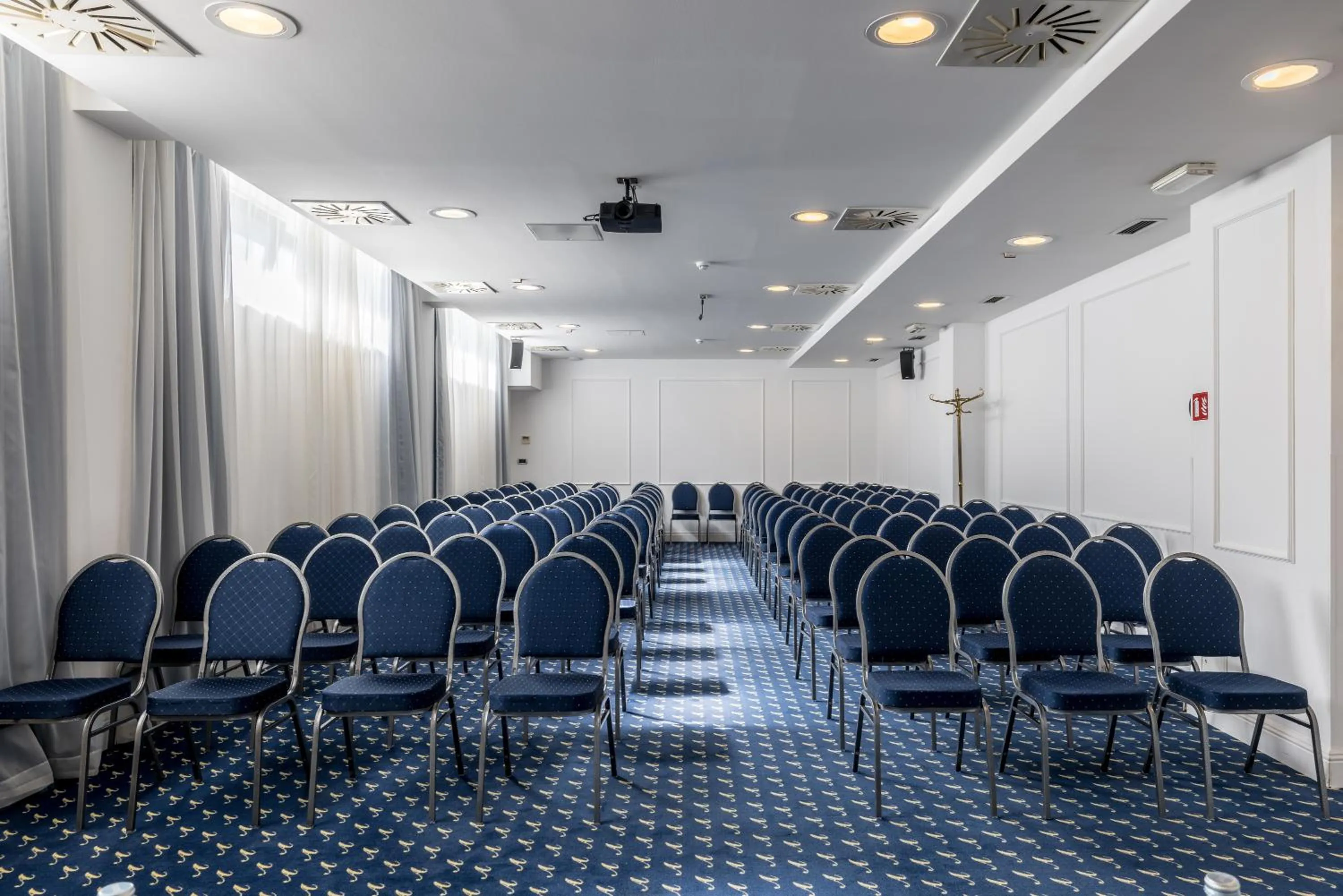 Business facilities in Art Hotel