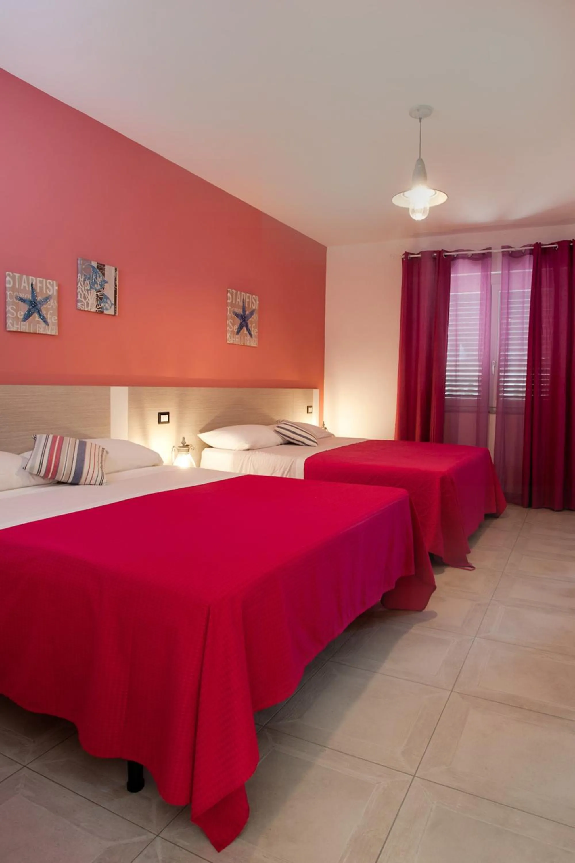 Bed in B&B A due Passi dal Mare