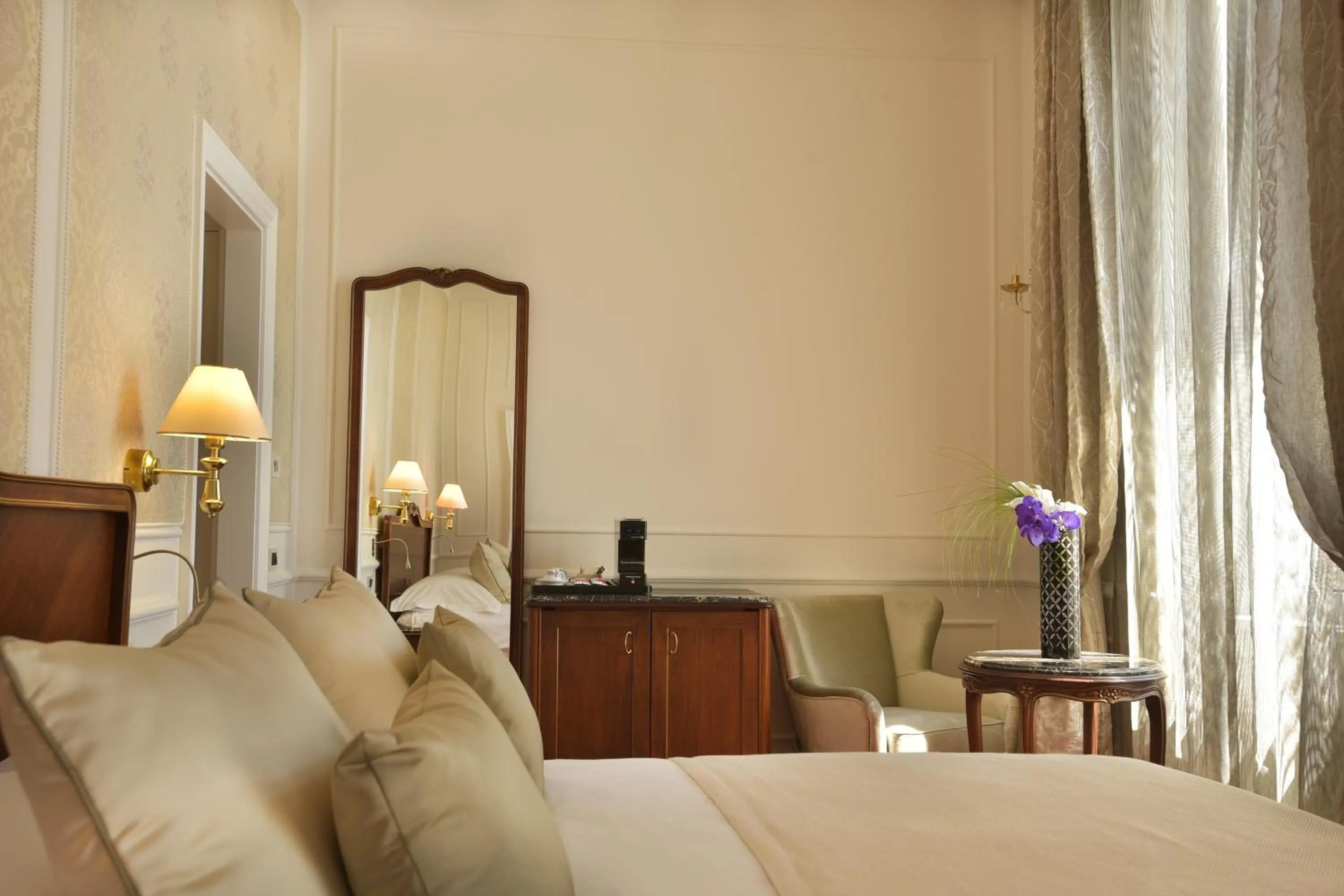 Bed in Amadria Park Hotel Milenij