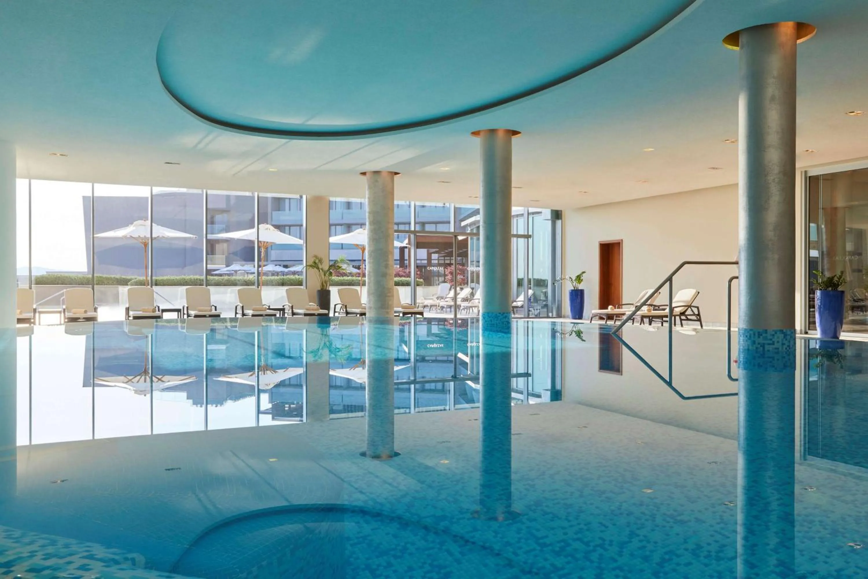 Swimming pool in Skiper Apartments & Golf Resort