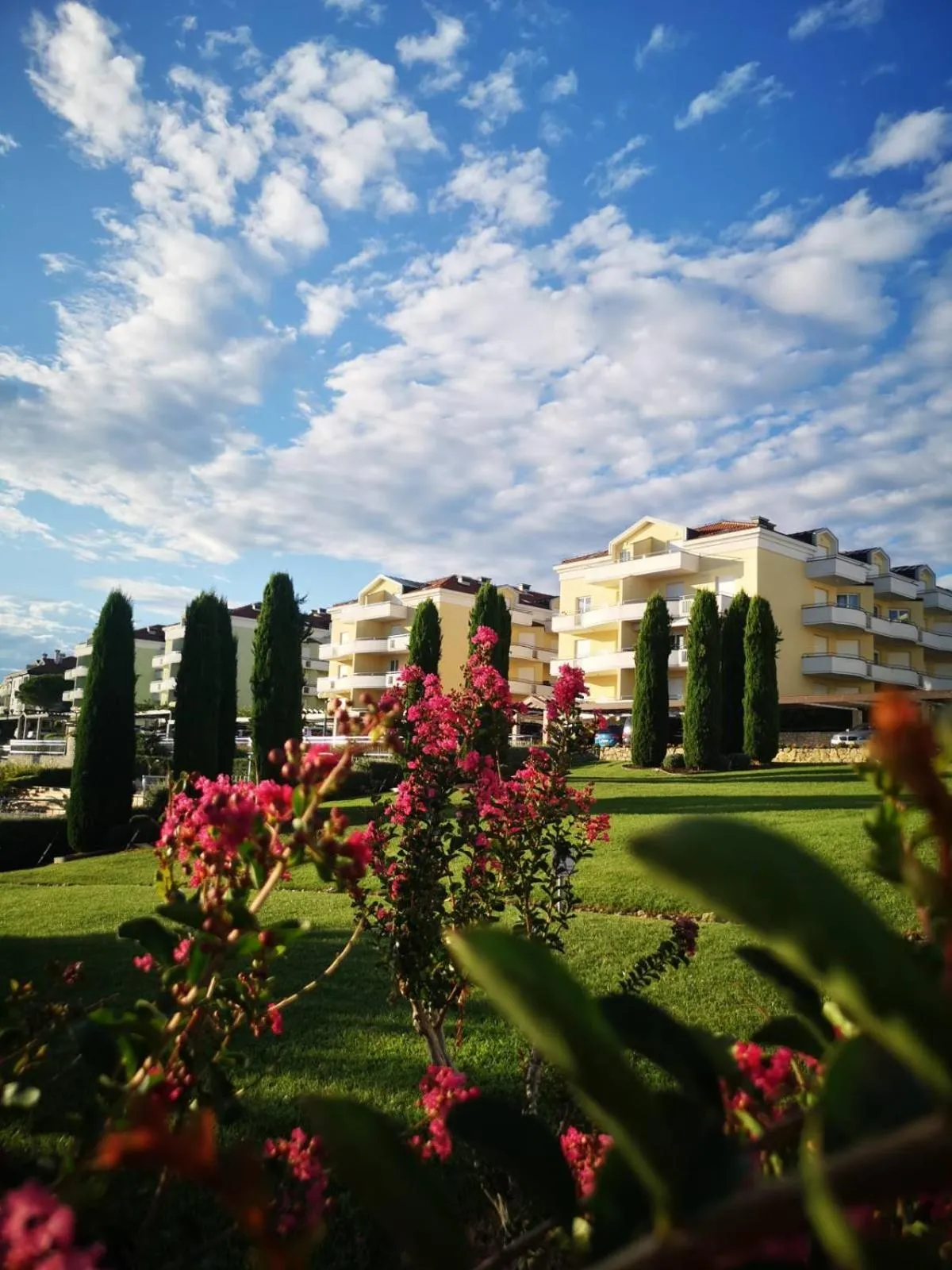 Property building in Skiper Apartments & Golf Resort