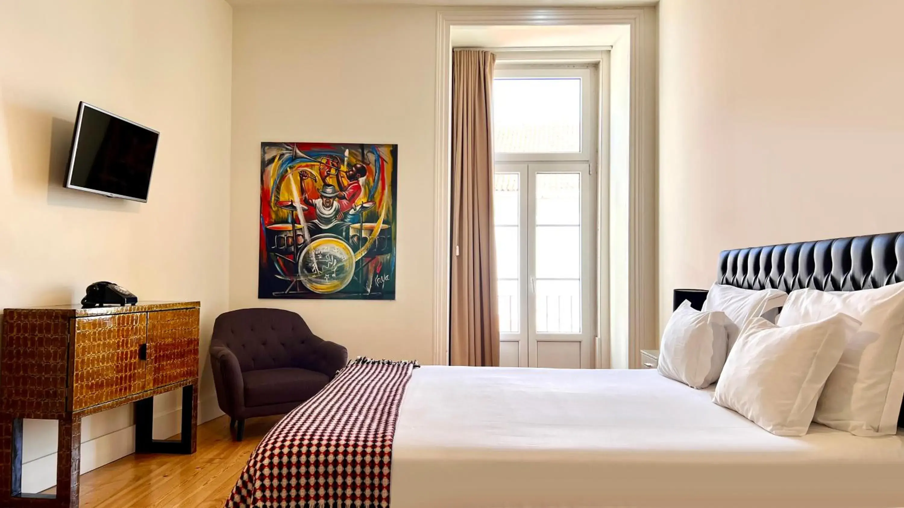 Junior Suite in Tesouro da Baixa by Shiadu Junior Suite in Tesouro da Baixa by Shiadu