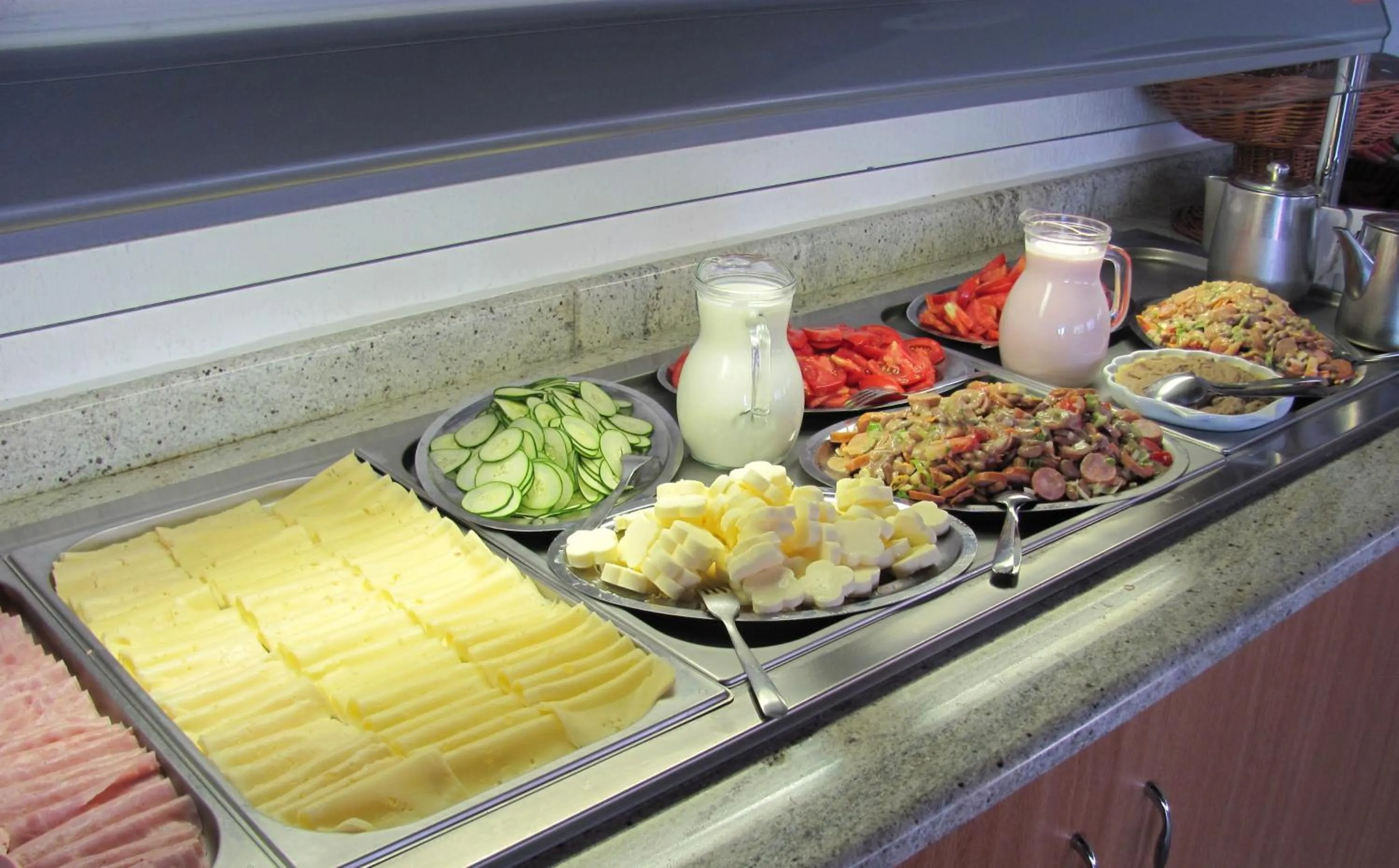 Food in Hotel Priscapac Resort & Apartments