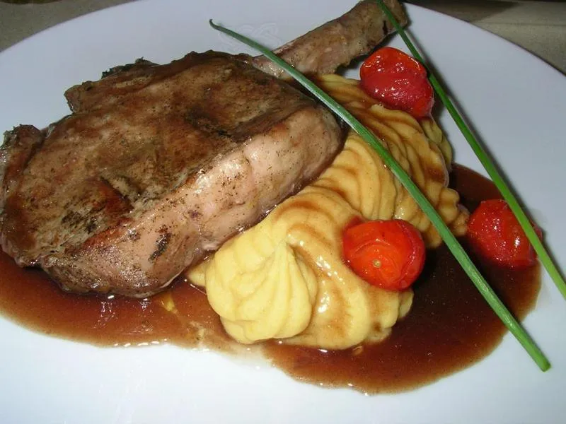 Dinner in Hotel Priscapac Resort & Apartments