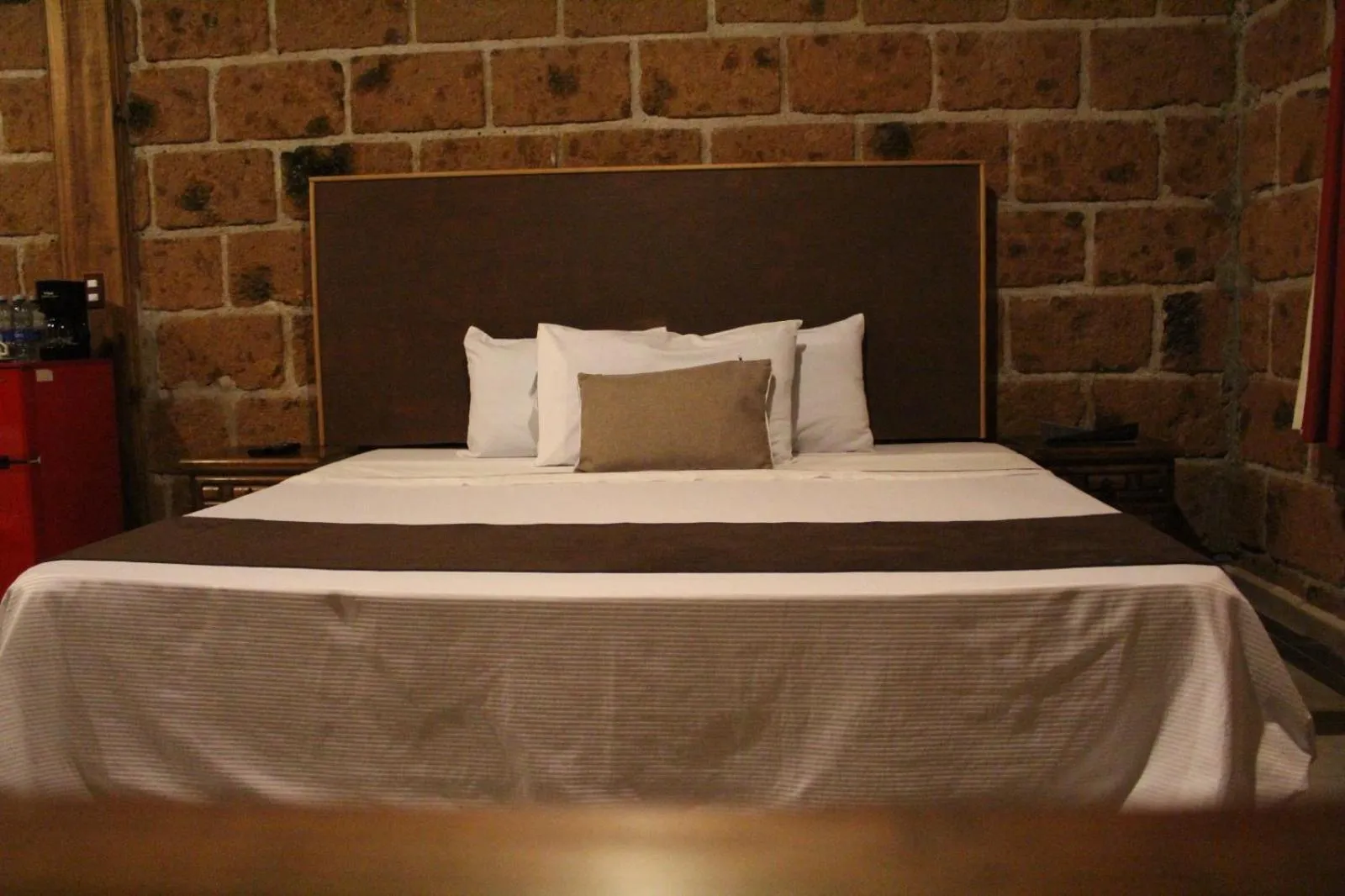 Bed in Hotel Real Nirvana