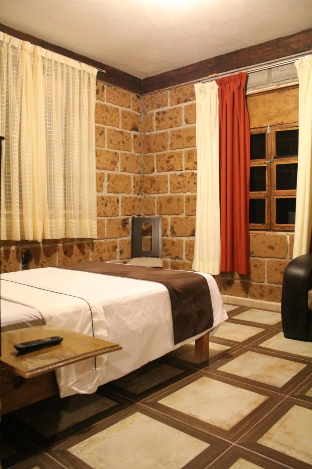 Photo of the whole room in Hotel Real Nirvana