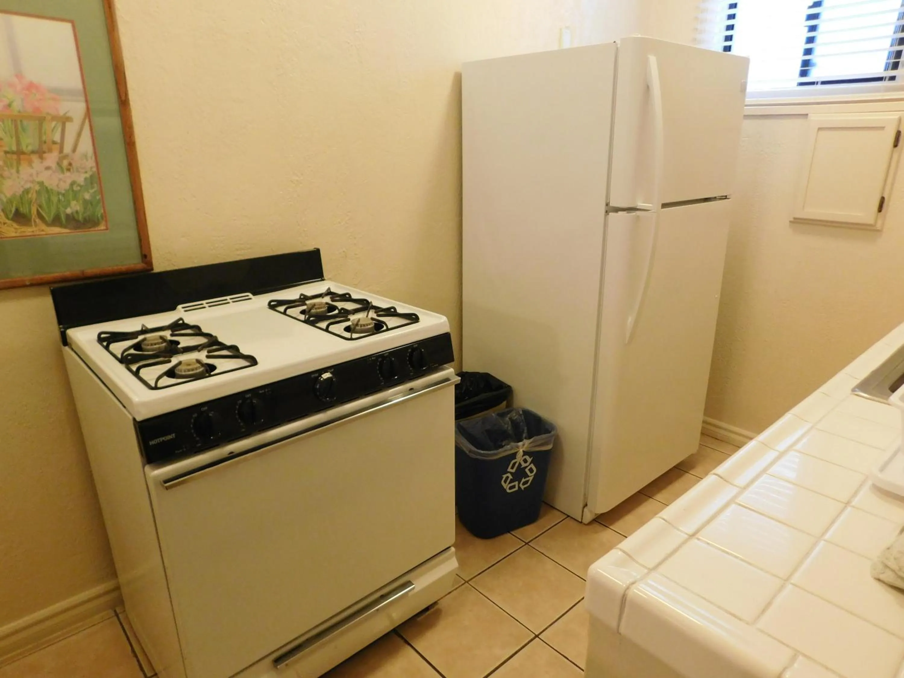 Kitchen or kitchenette in Capitola Venetian Vacation Rentals