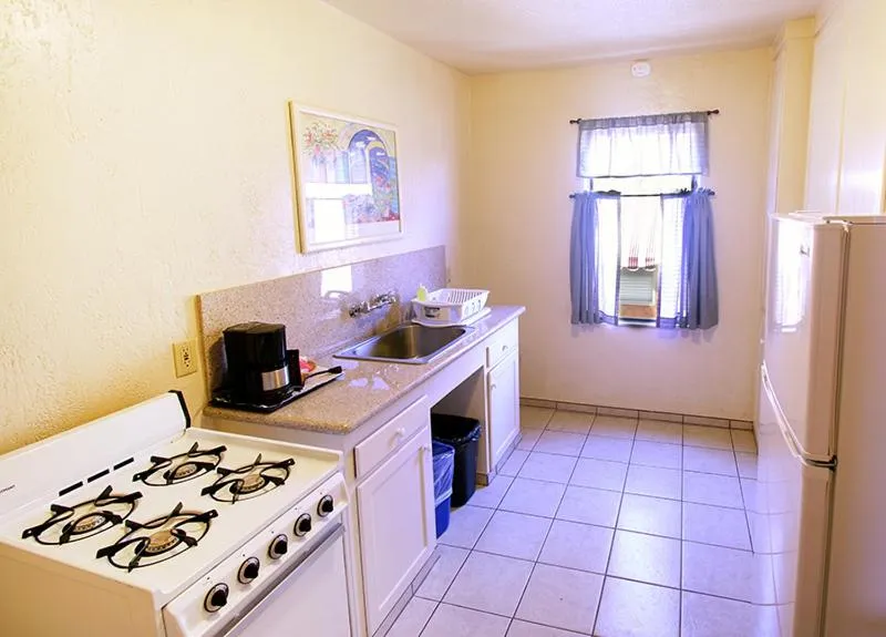 Kitchen or kitchenette in Capitola Venetian Vacation Rentals