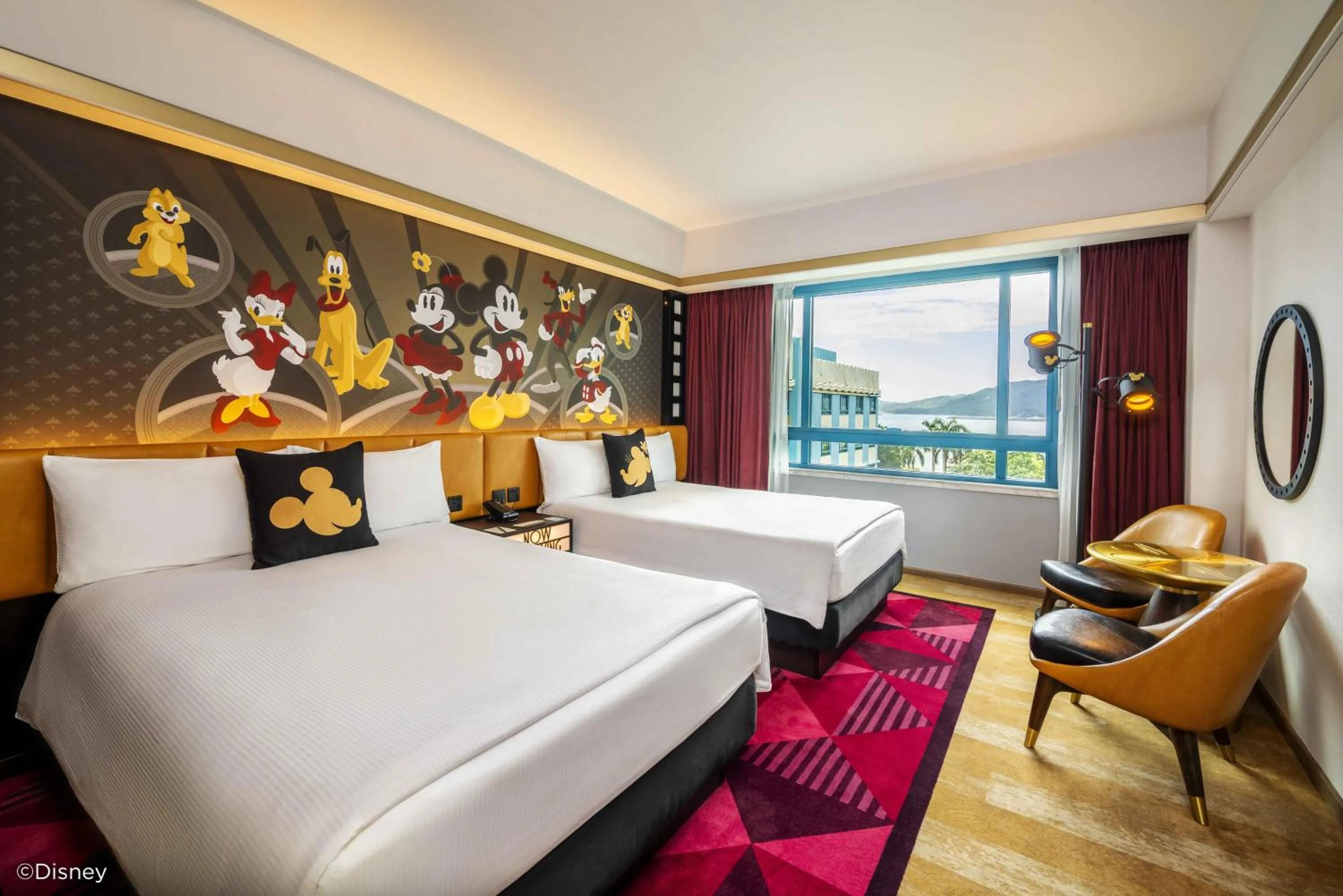 Bedroom, Bed in Disney's Hollywood Hotel