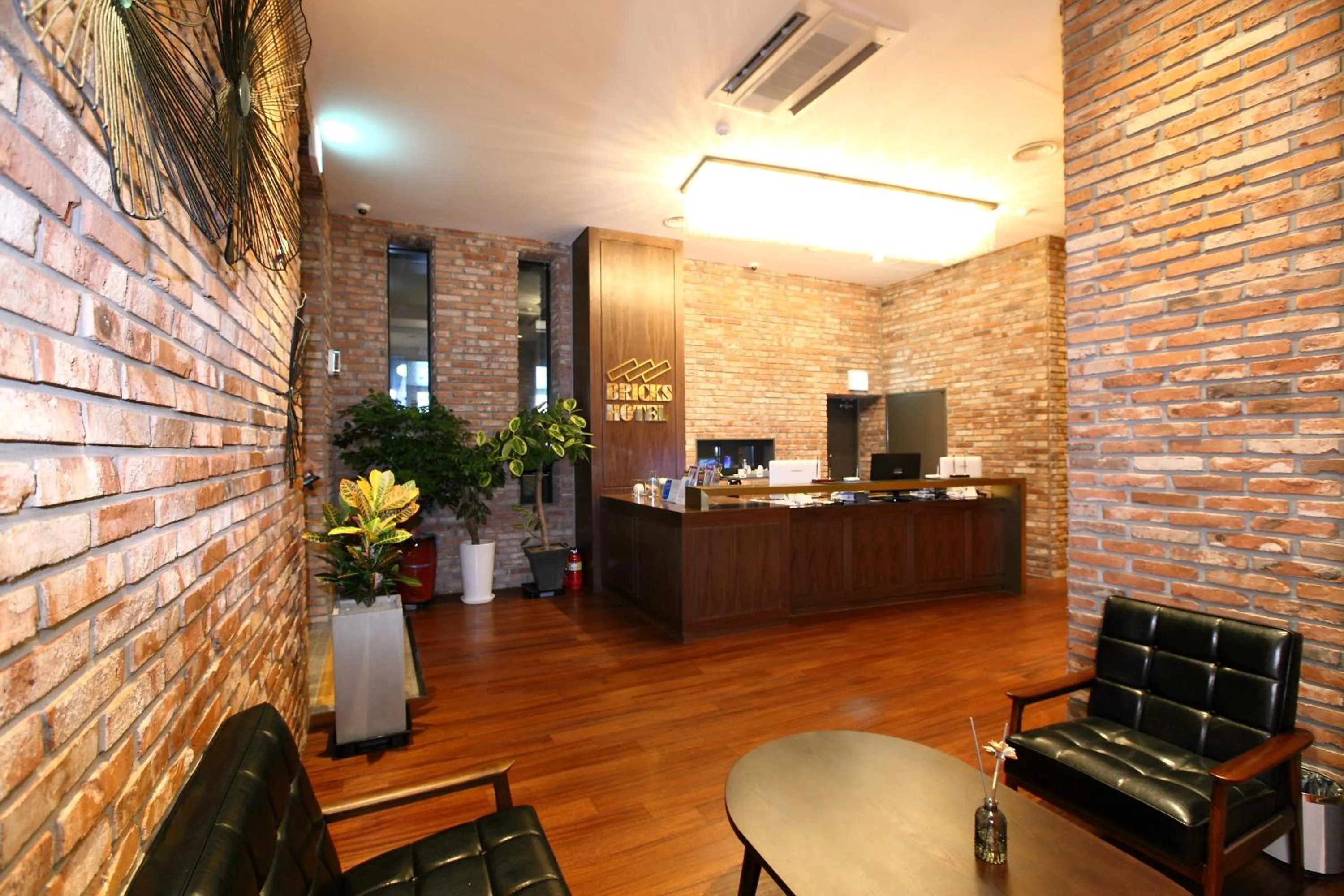 Lobby or reception in Bricks Hotel