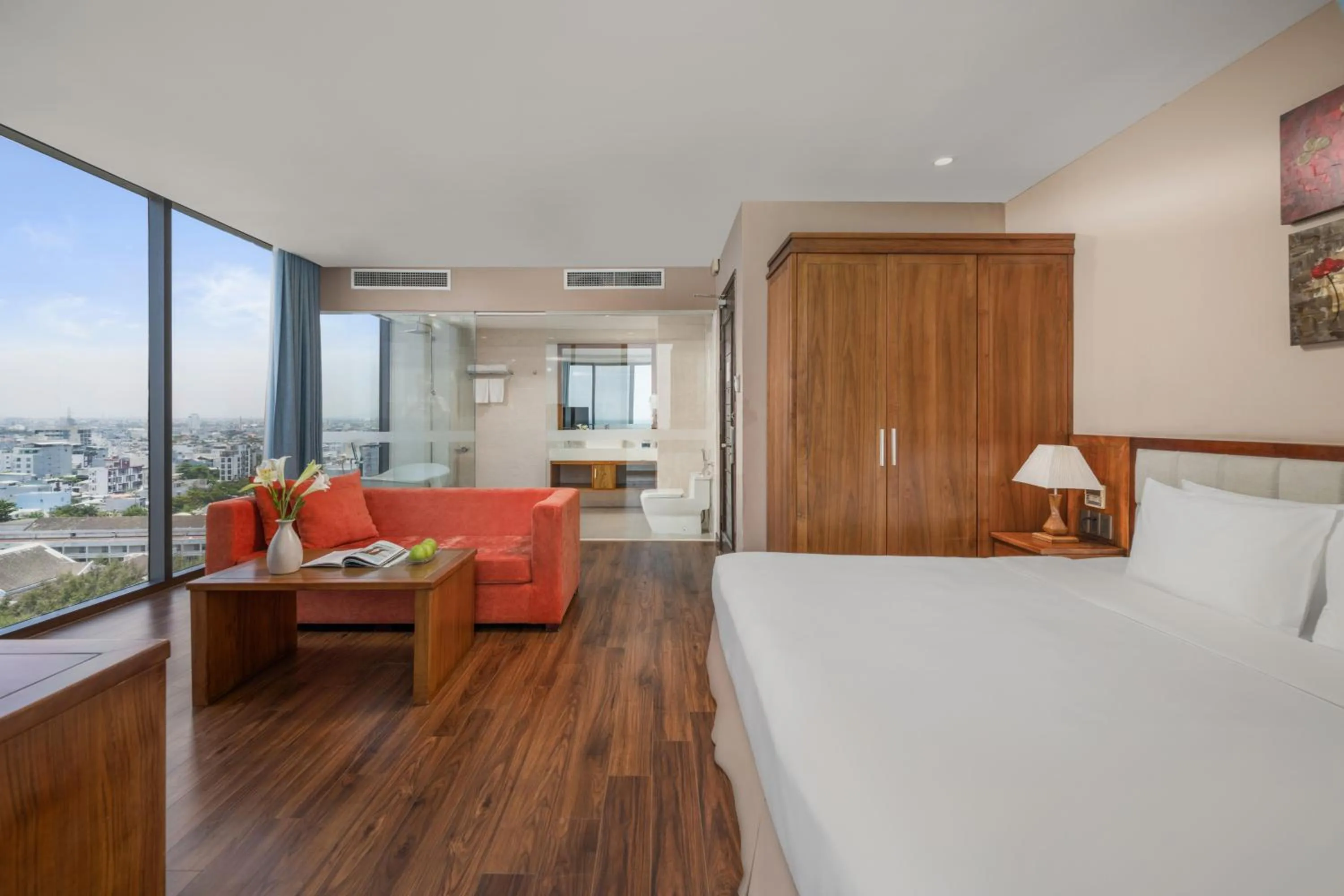 Bed in Yarra Ocean Suites Danang