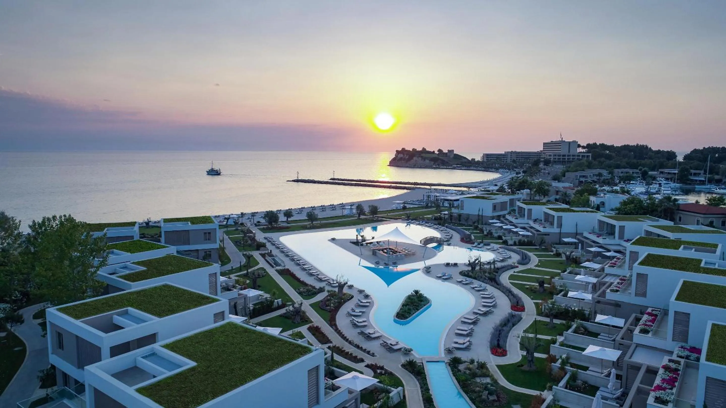 Swimming pool in Sani Dunes