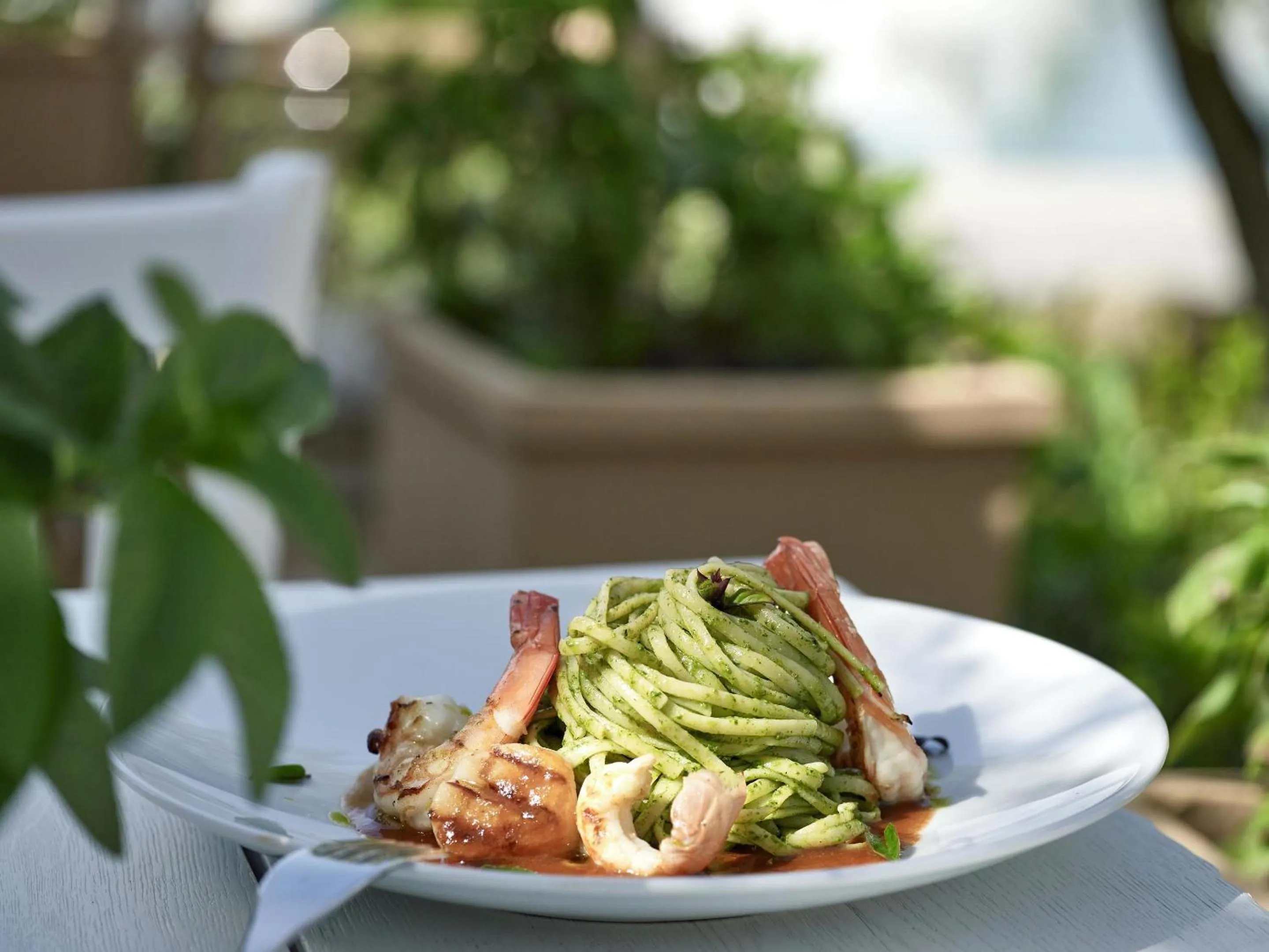 Restaurant/places to eat in Sani Dunes