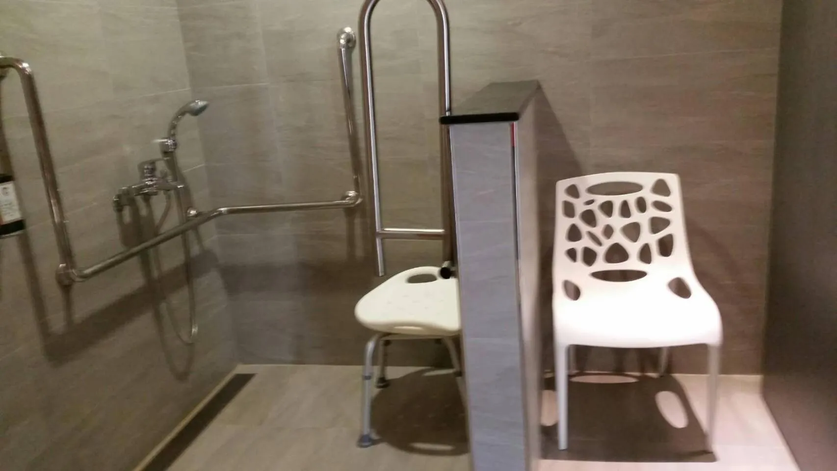 Bathroom in Look Royal Resort