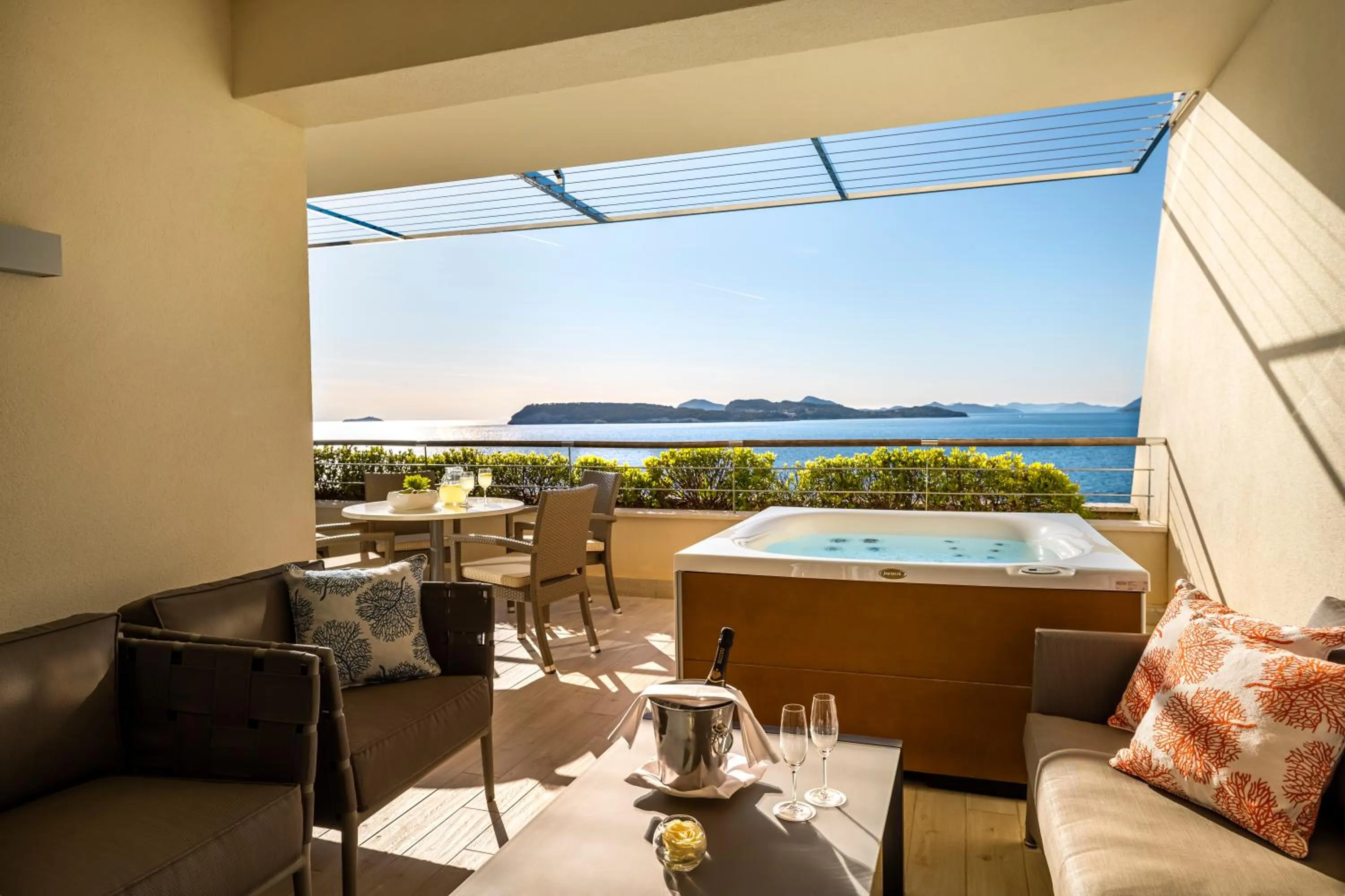 Balcony/Terrace in President Hotel, Valamar Collection