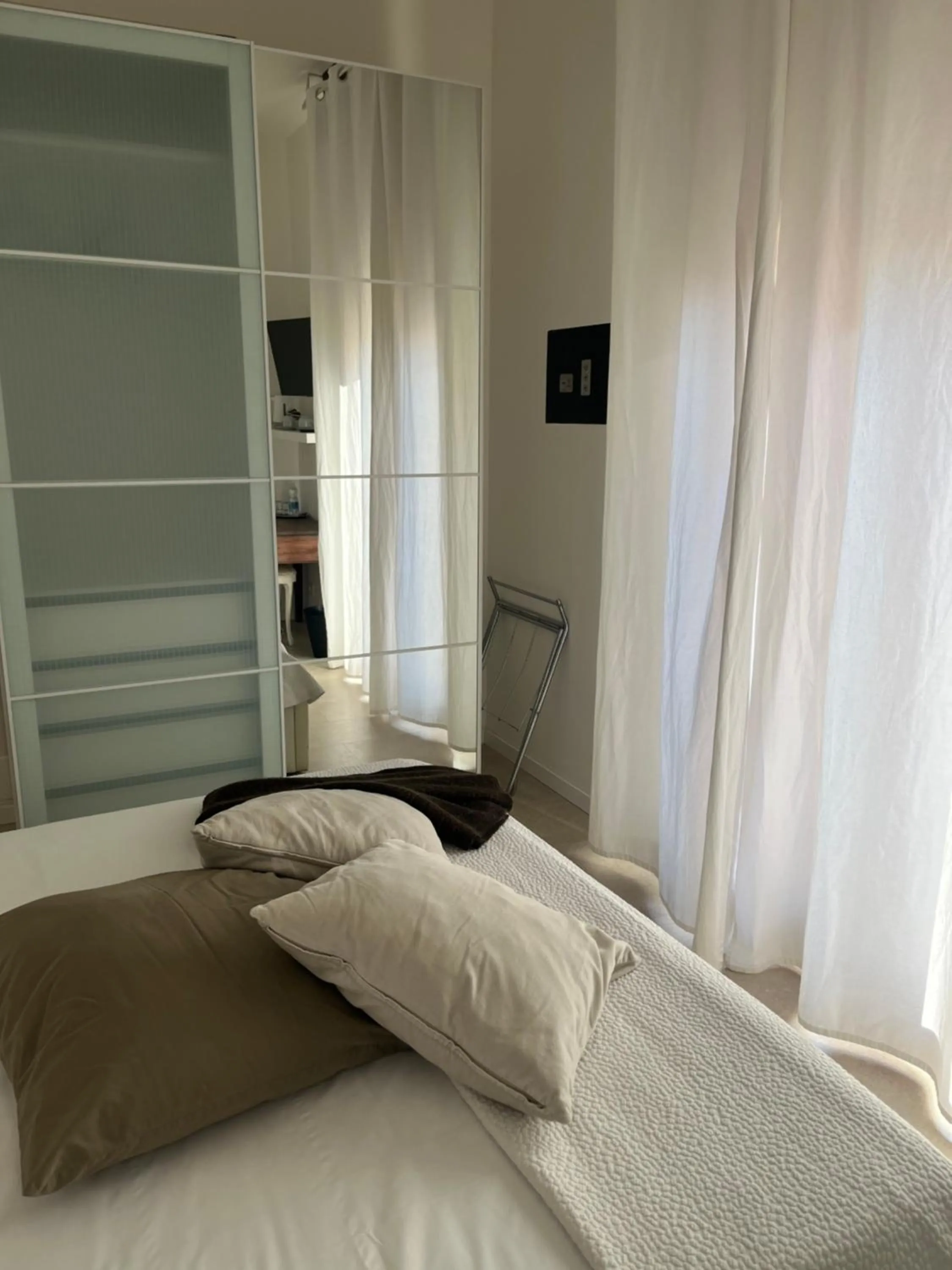 Bed in Fleur Blanche