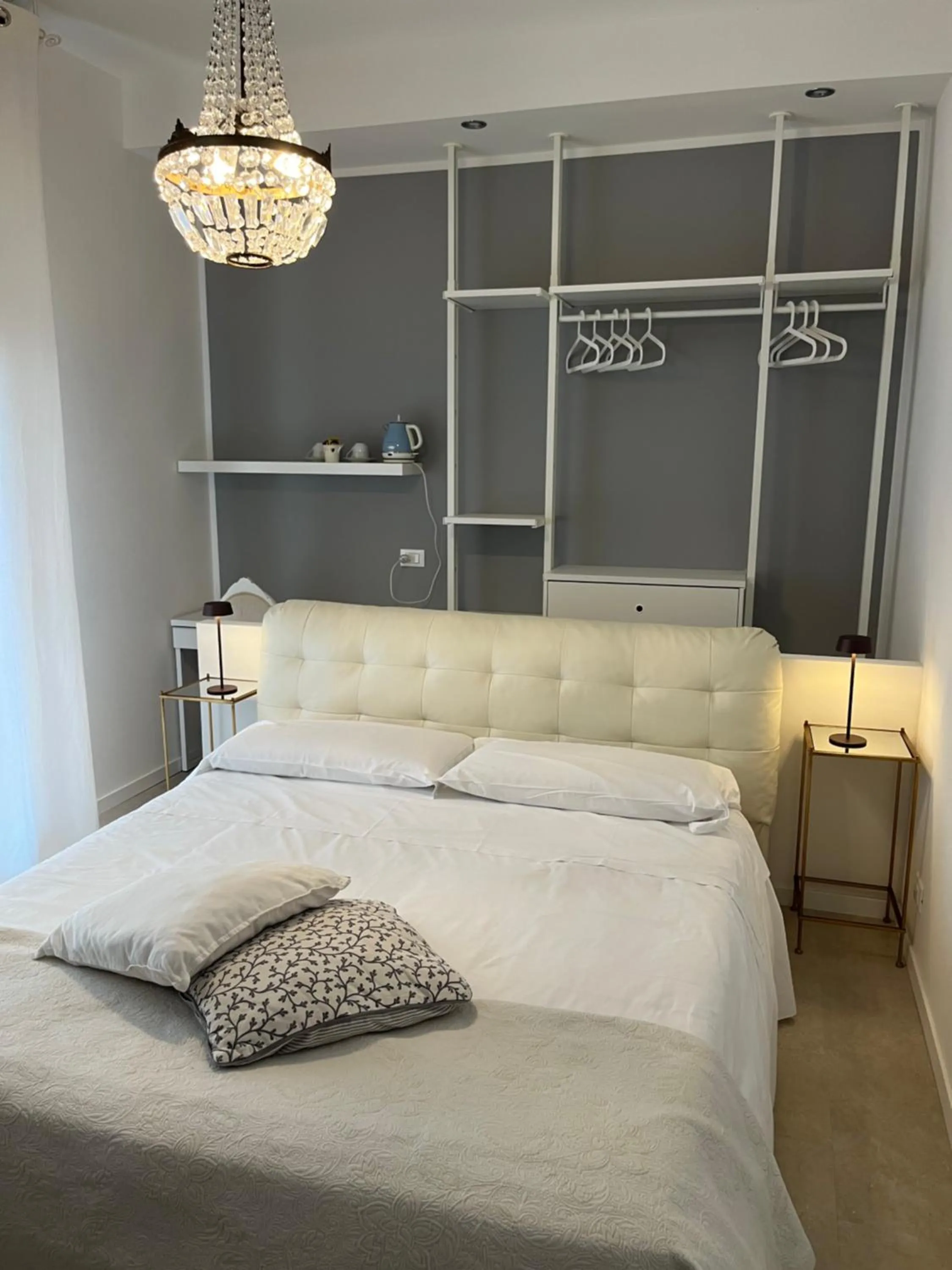 Bed in Fleur Blanche