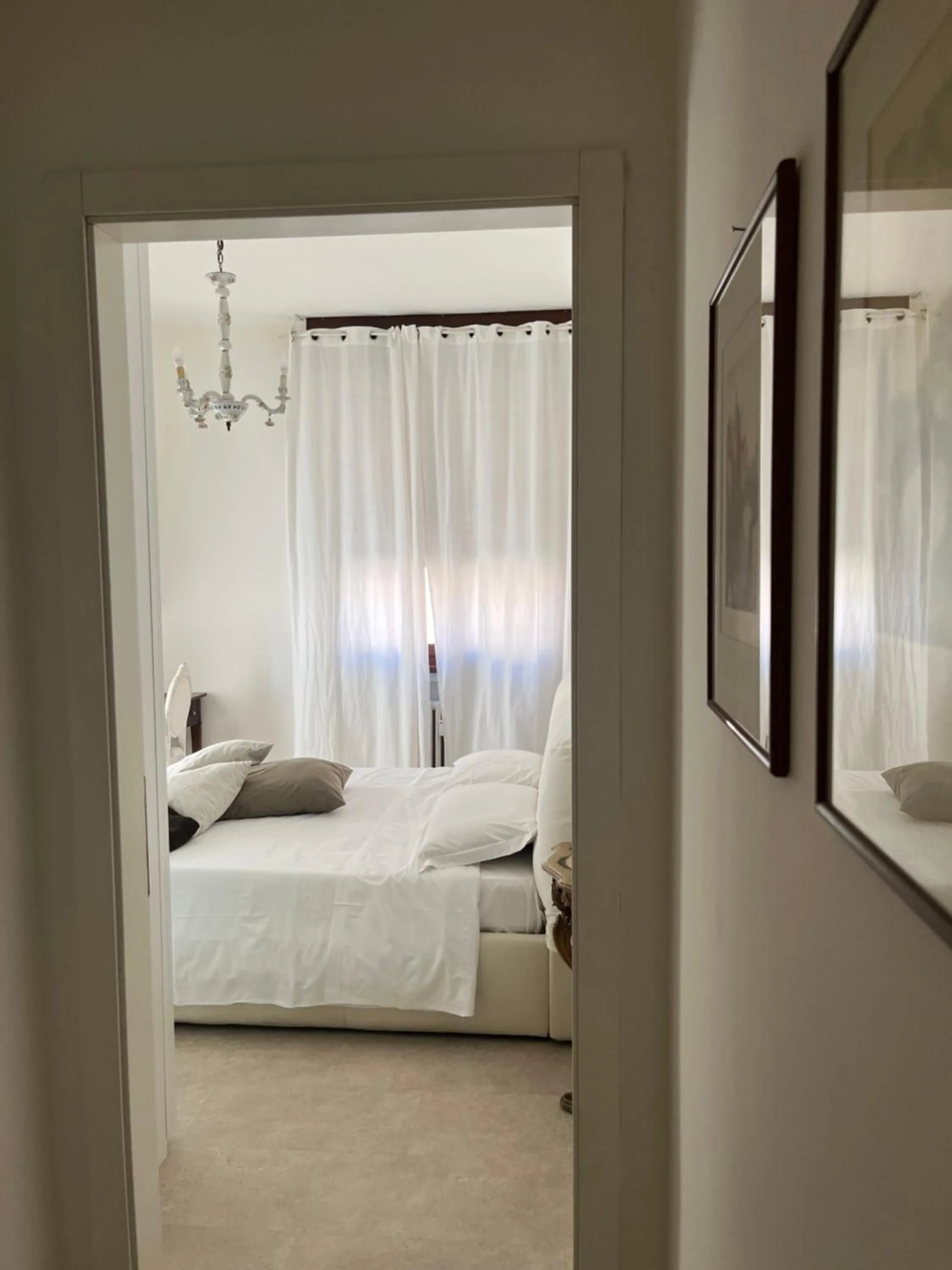 Bed in Fleur Blanche