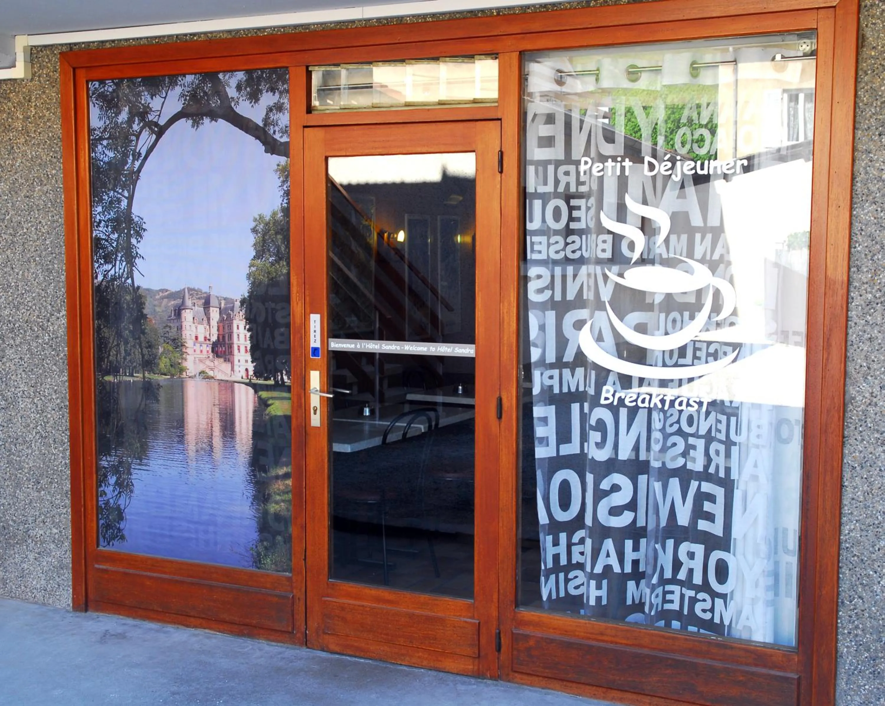 Continental breakfast in Hotel Sandra