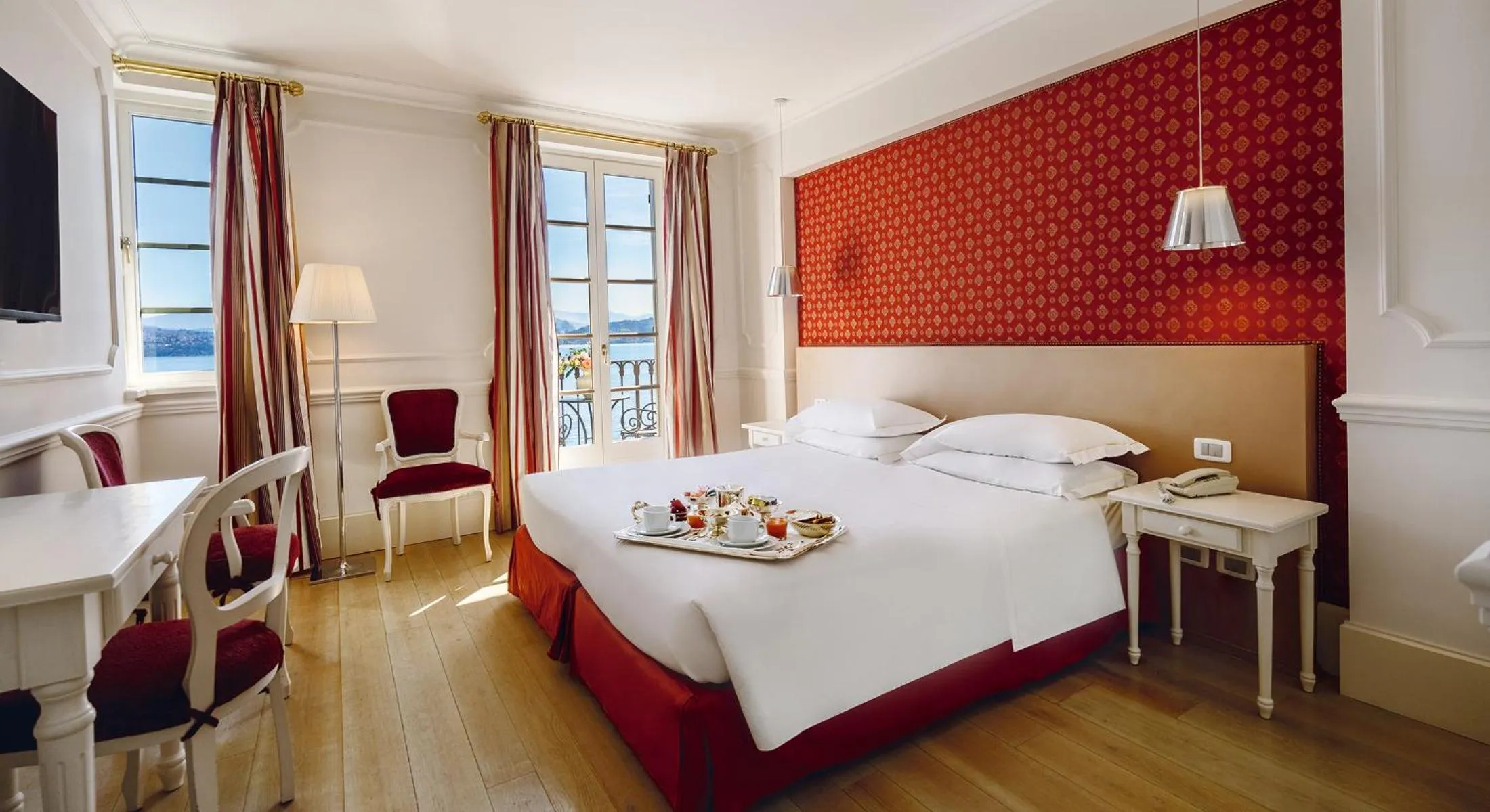 Bedroom, Bed in Hotel Cannero