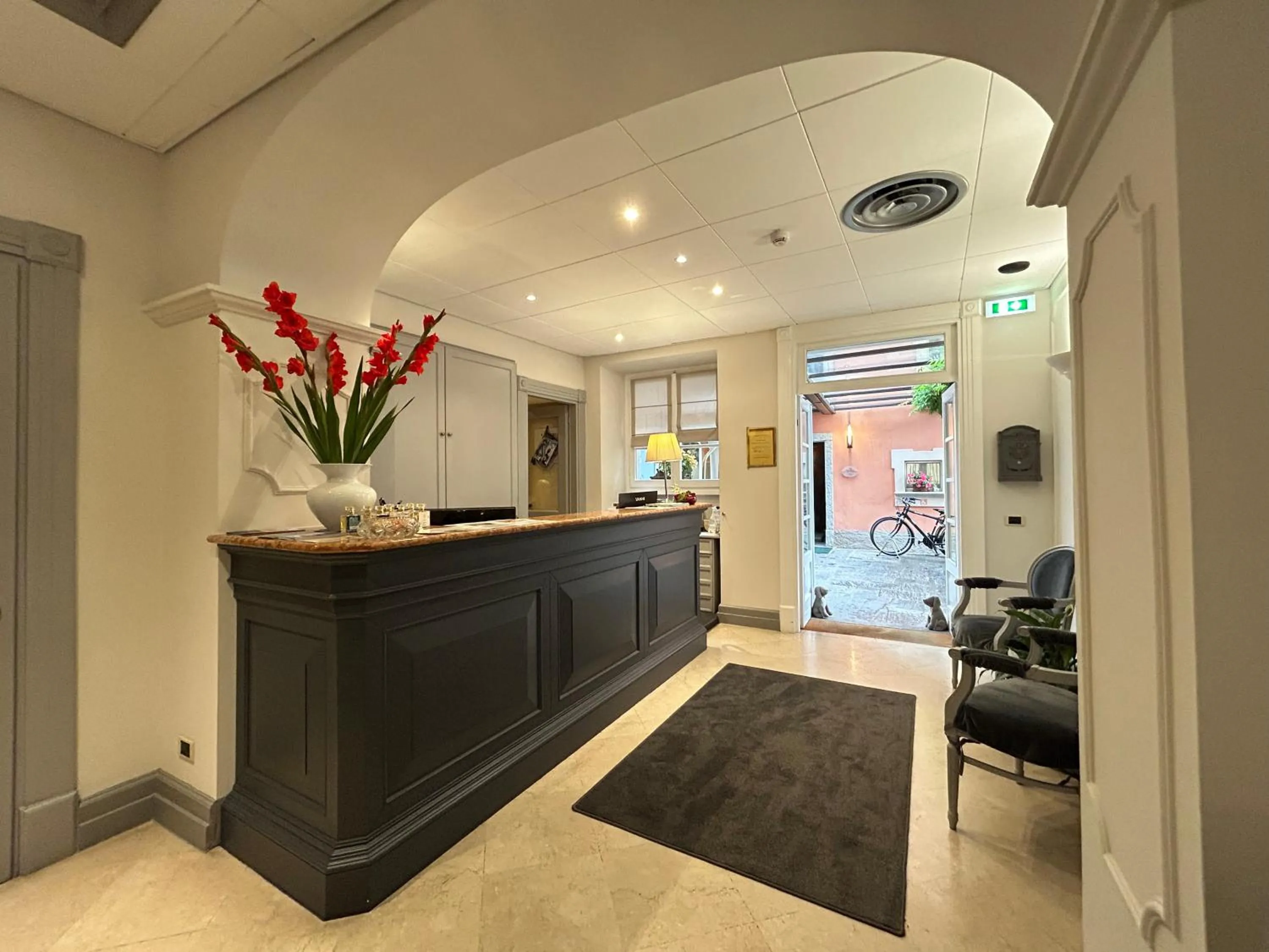 Lobby or reception in Hotel Cannero