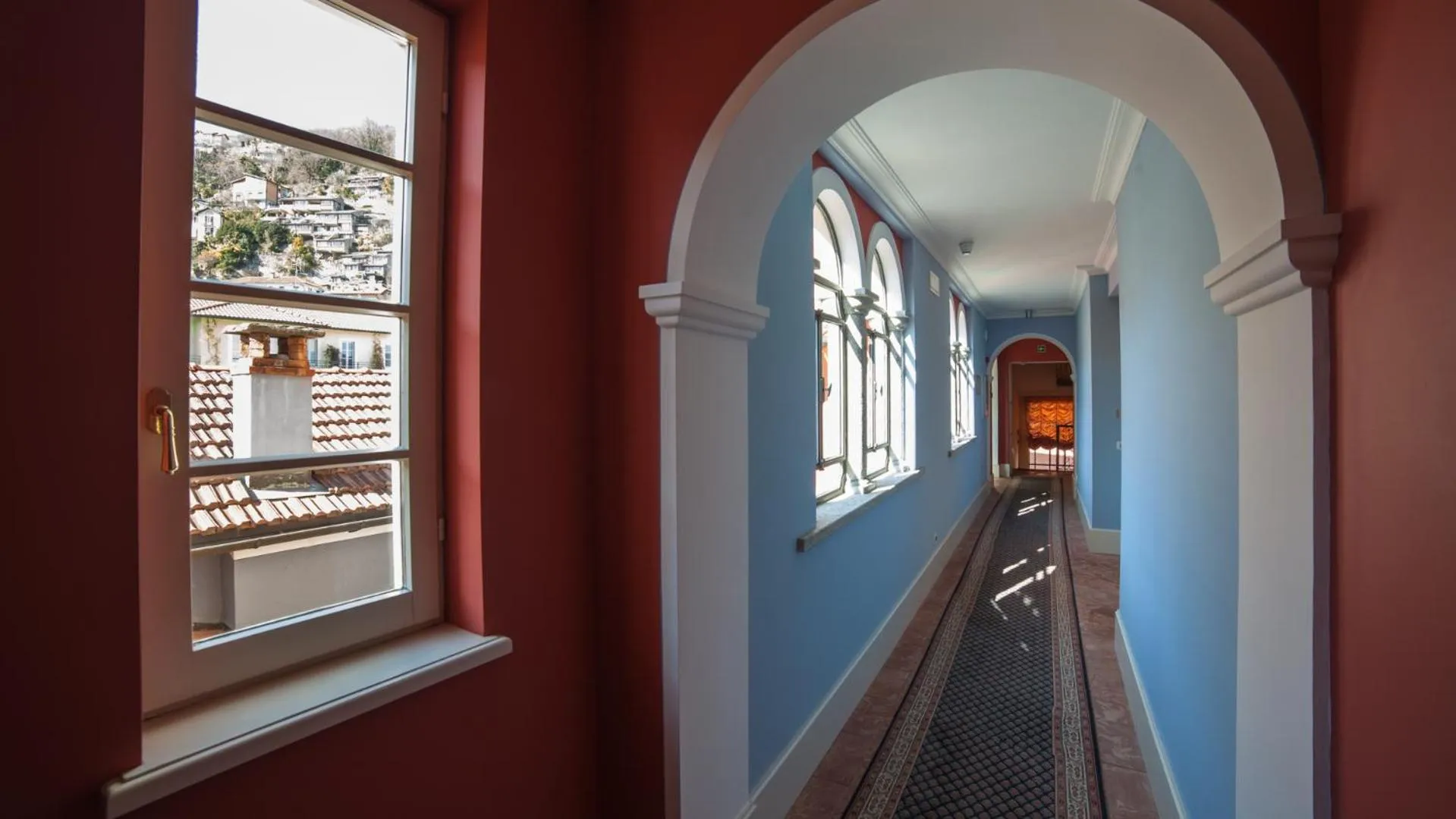 Decorative detail in Hotel Cannero