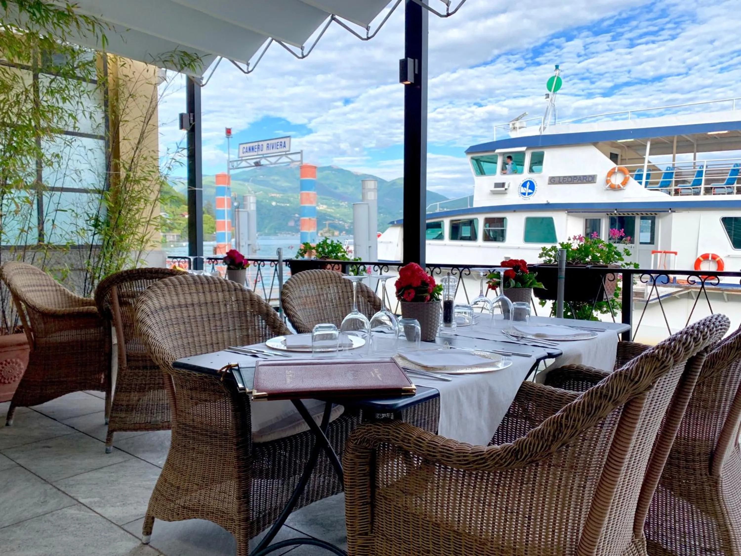 Restaurant/places to eat in Hotel Cannero