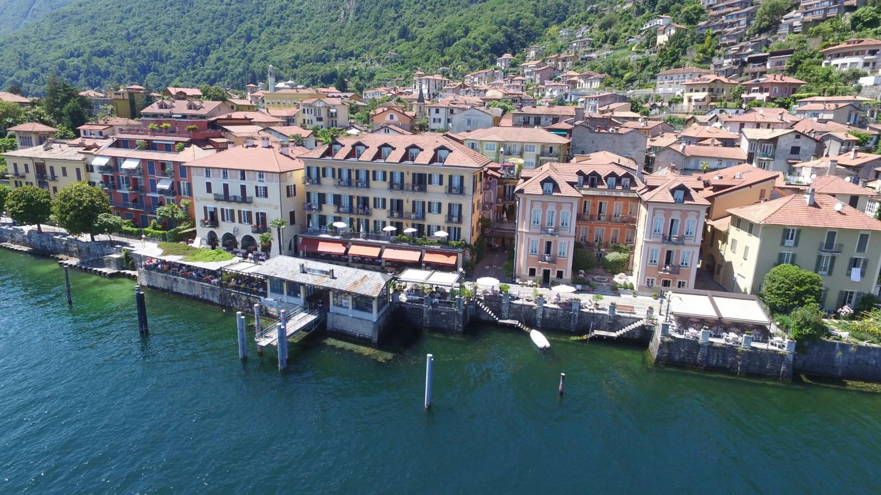 Property building in Hotel Cannero