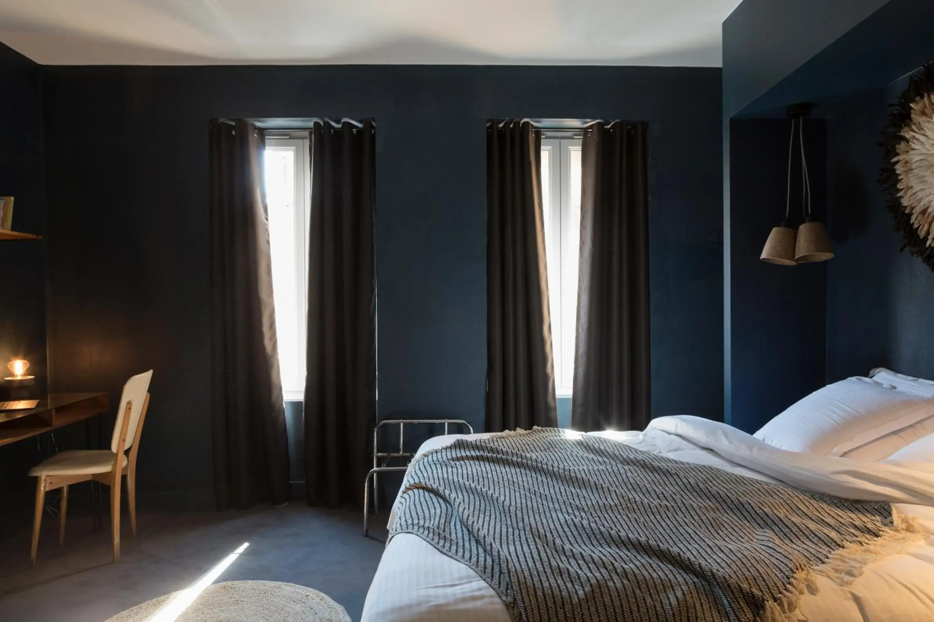 Large Double Room with Private Bathroom in HO36 Hostel Lyon Large Double Room with Private Bathroom in HO36 Hostel Lyon