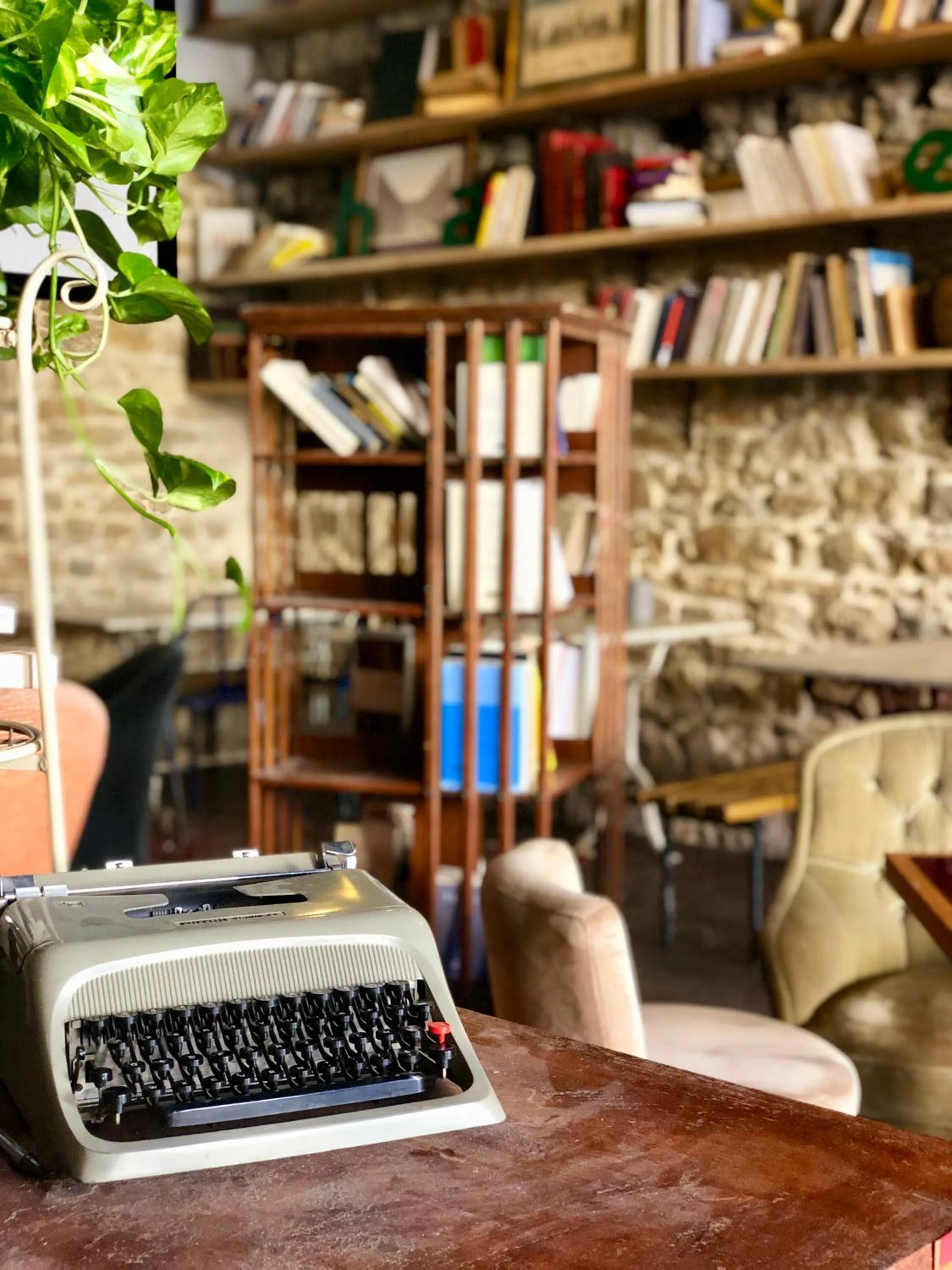 Meeting/conference room in HO36 Hostel Lyon