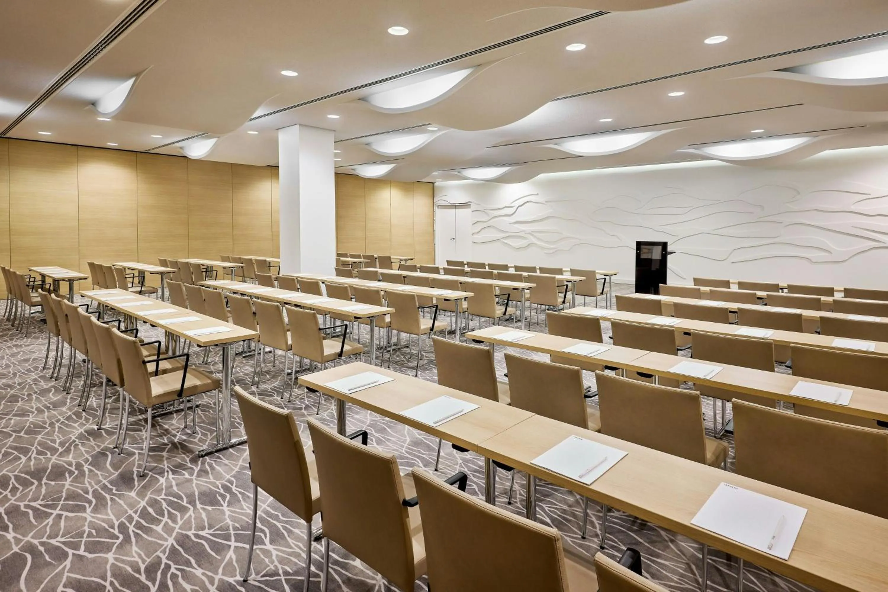 Meeting/conference room in The Westin Hamburg Elbphilharmonie